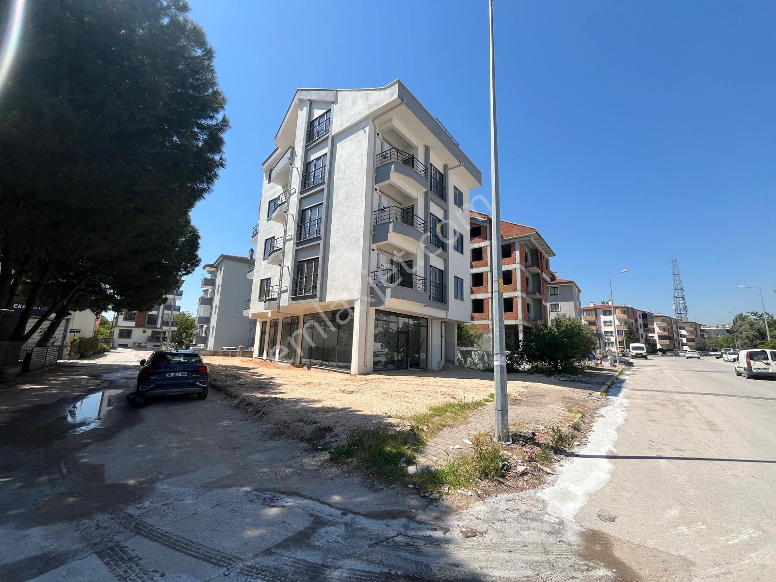 Cb King'den Yeni İzmir Yolu Caddesine Cepheli 1+1 Satılık Daire - Görsel 30