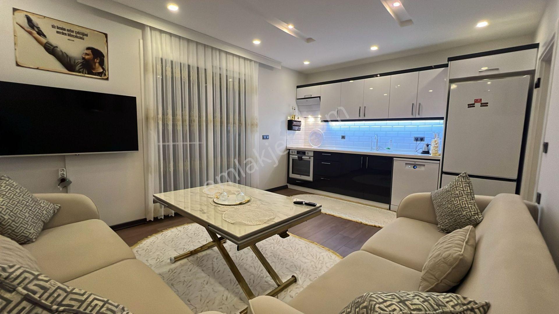 Havuzlu Site İçerisinde Full Eşyalı 2+1 Lüks Daire - Görsel 25