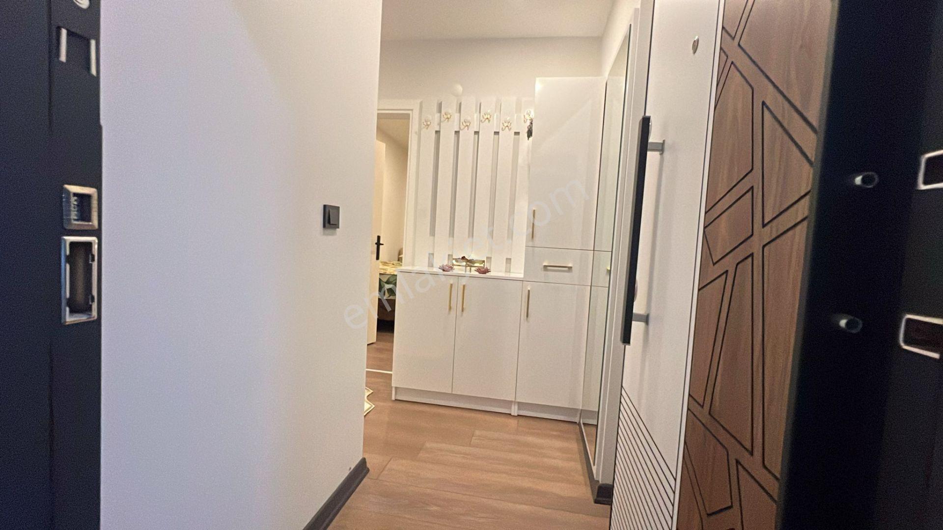 Havuzlu Site İçerisinde Full Eşyalı 2+1 Lüks Daire - Görsel 22