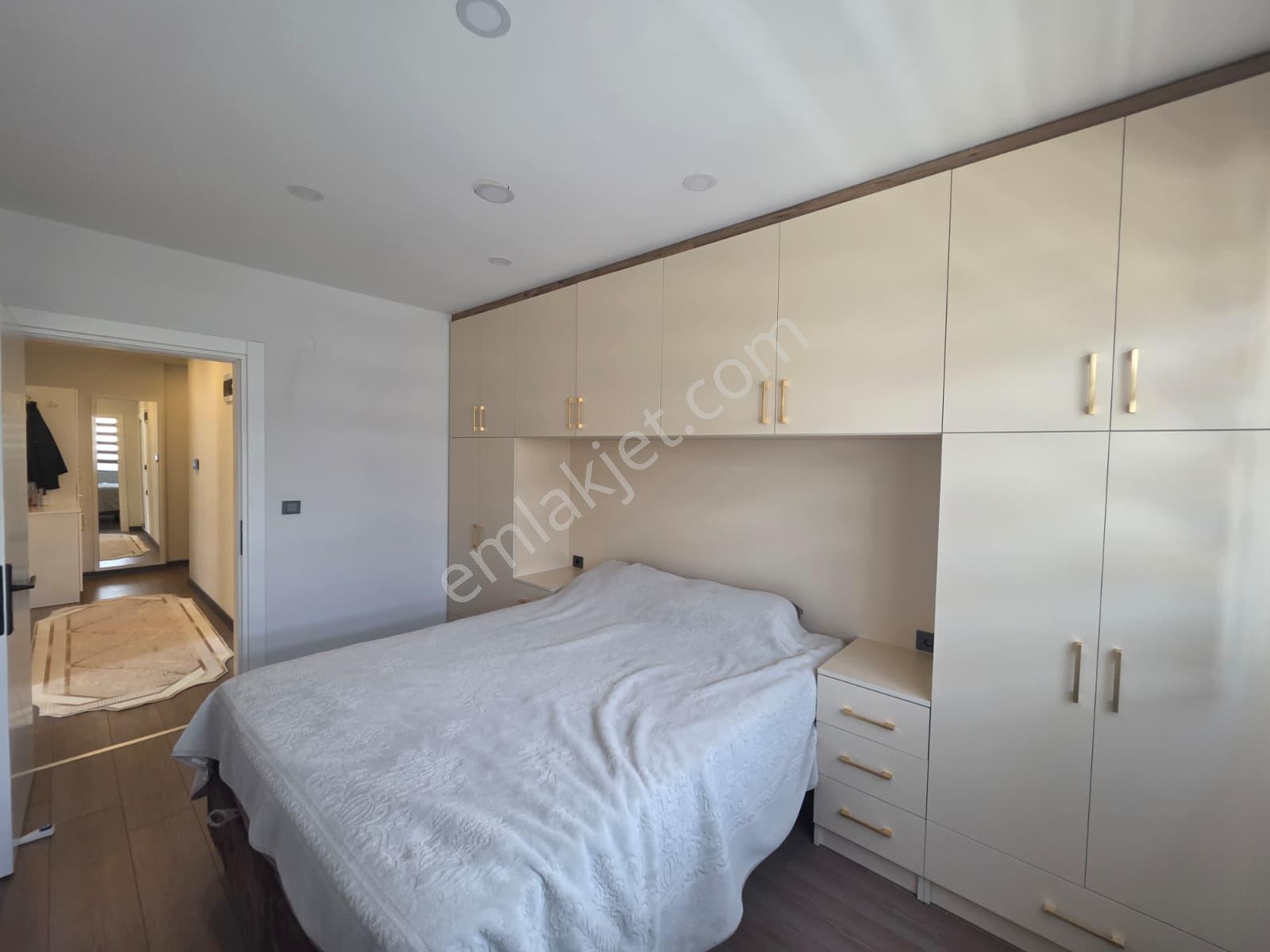 Havuzlu Site İçerisinde Full Eşyalı 2+1 Lüks Daire - Görsel 6