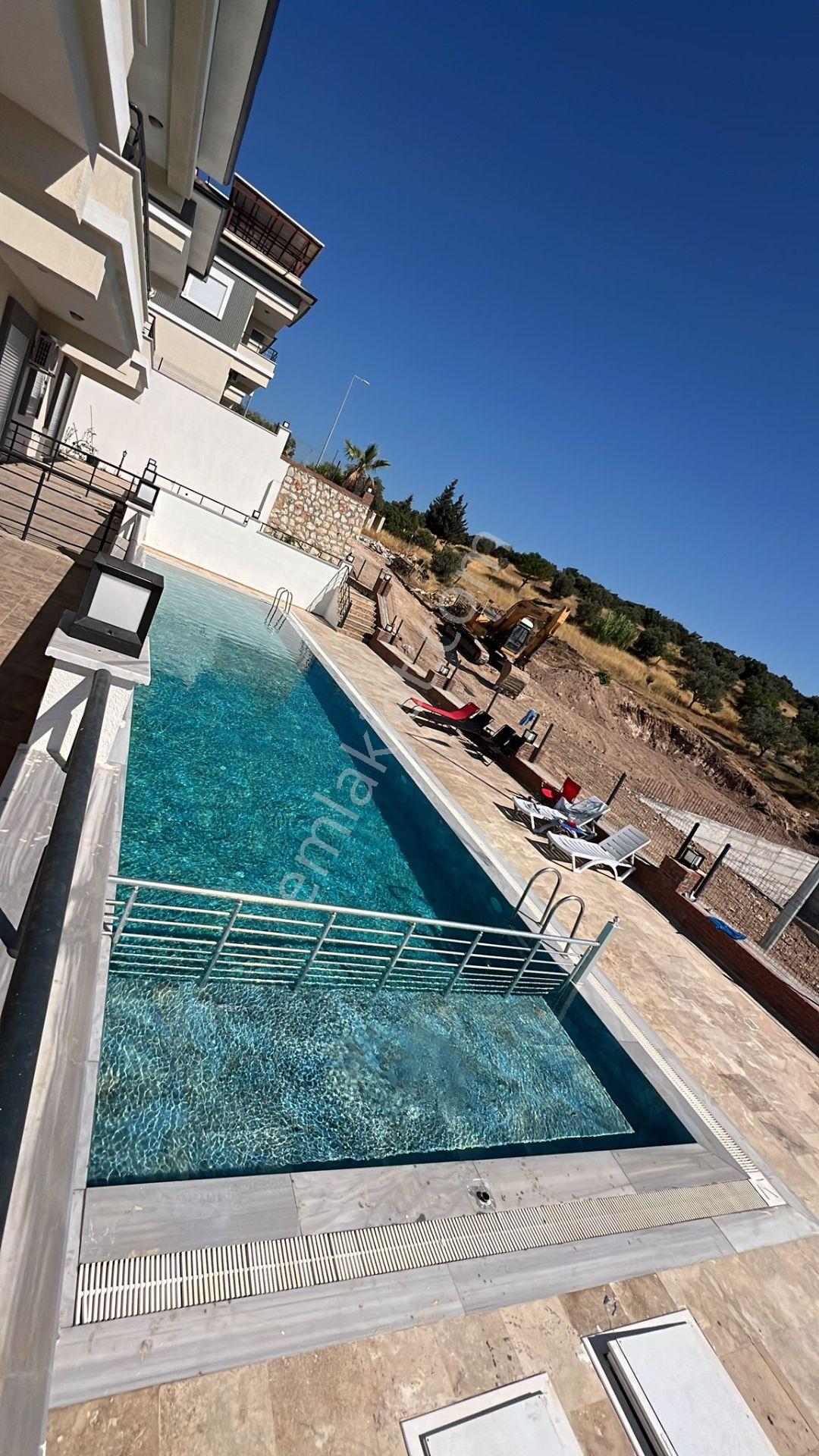 Havuzlu Site İçerisinde Full Eşyalı 2+1 Lüks Daire - Görsel 27