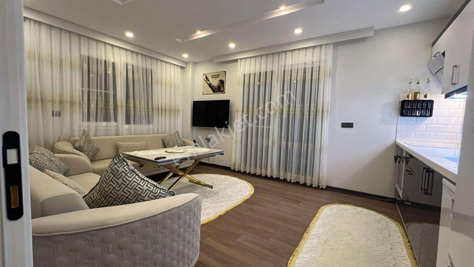Havuzlu Site İçerisinde Full Eşyalı 2+1 Lüks Daire - Görsel 19