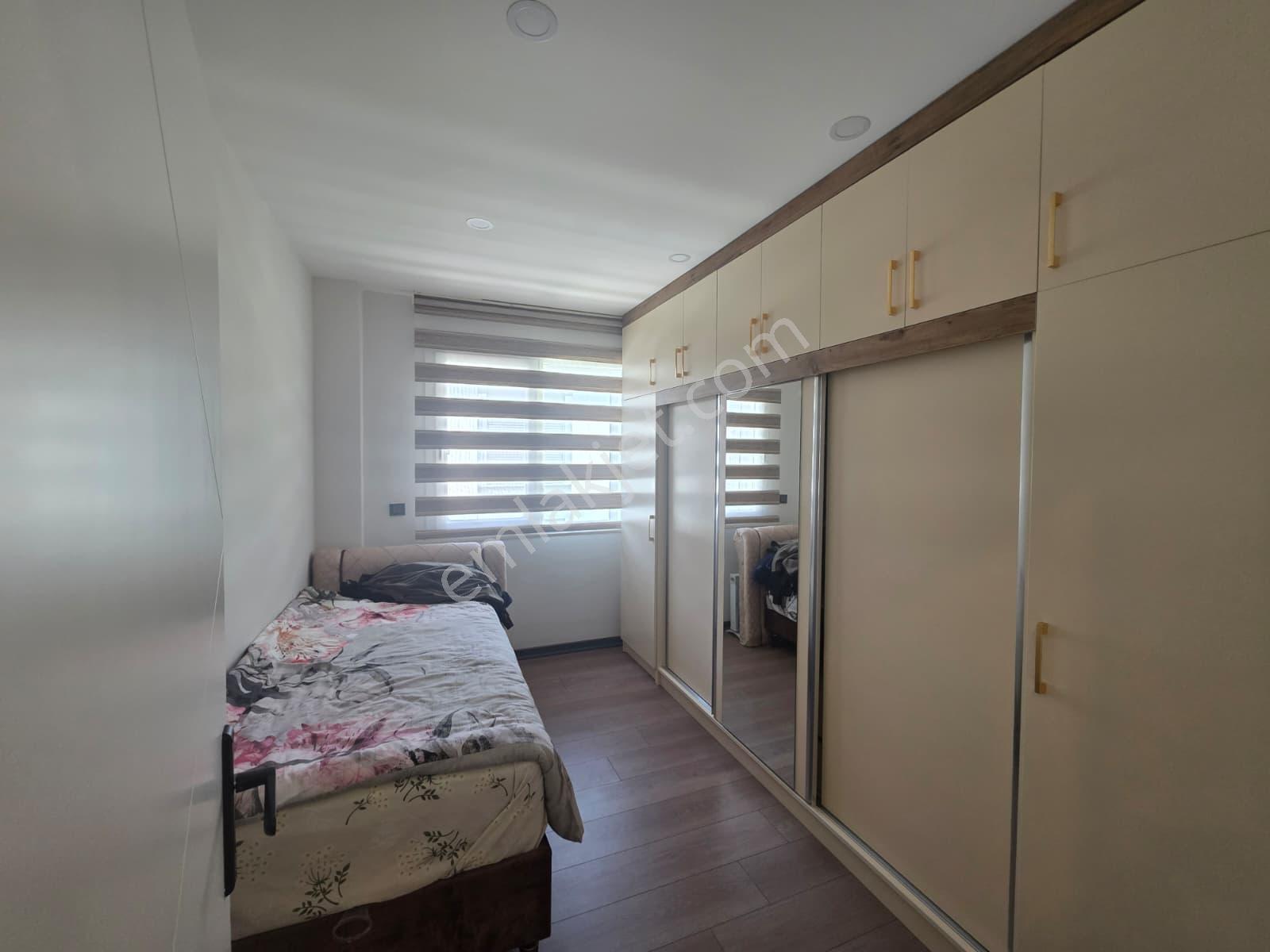 Havuzlu Site İçerisinde Full Eşyalı 2+1 Lüks Daire - Görsel 15