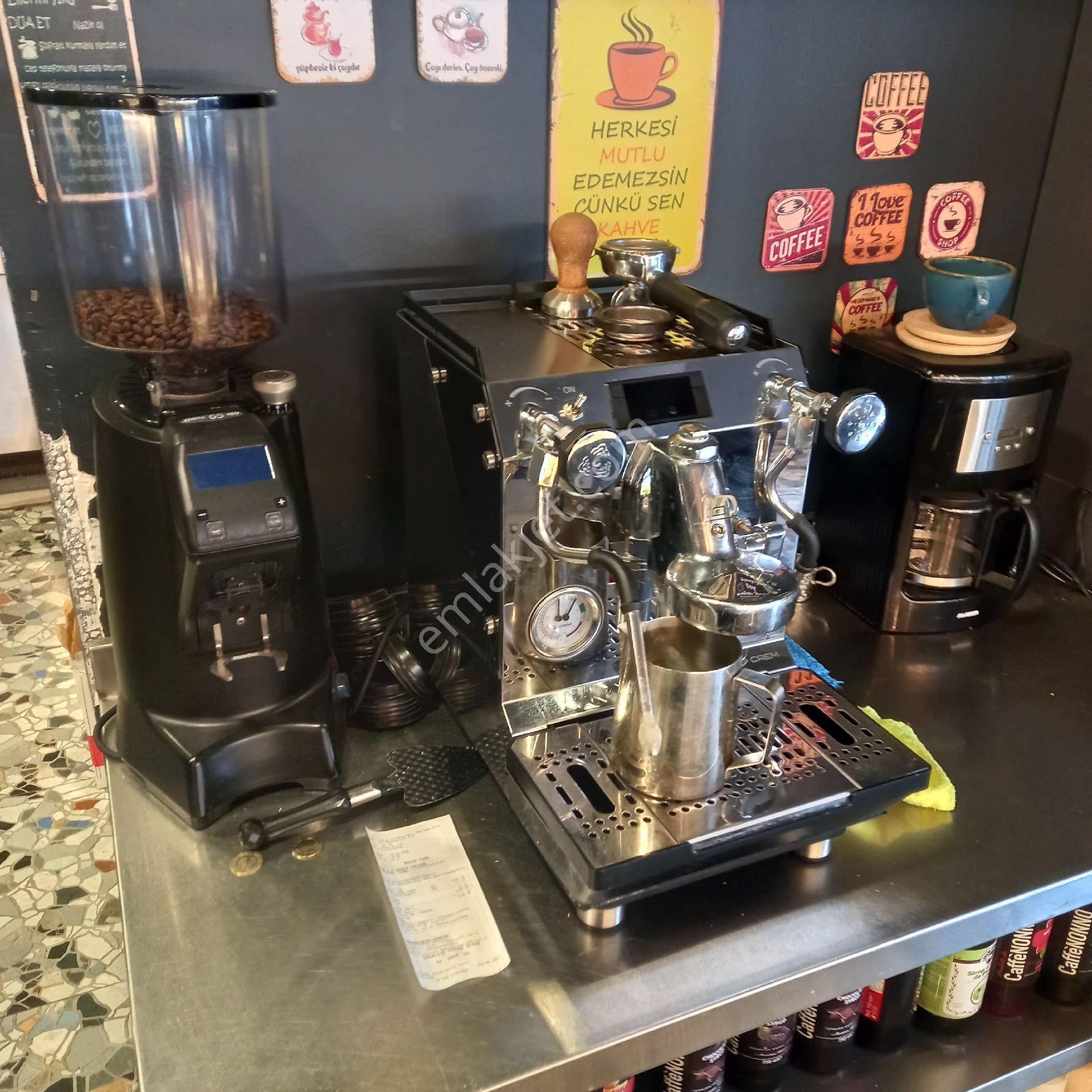 Cumhuriyet Mahallesinde 450 M2 Cafe Satılıktır - Görsel 22