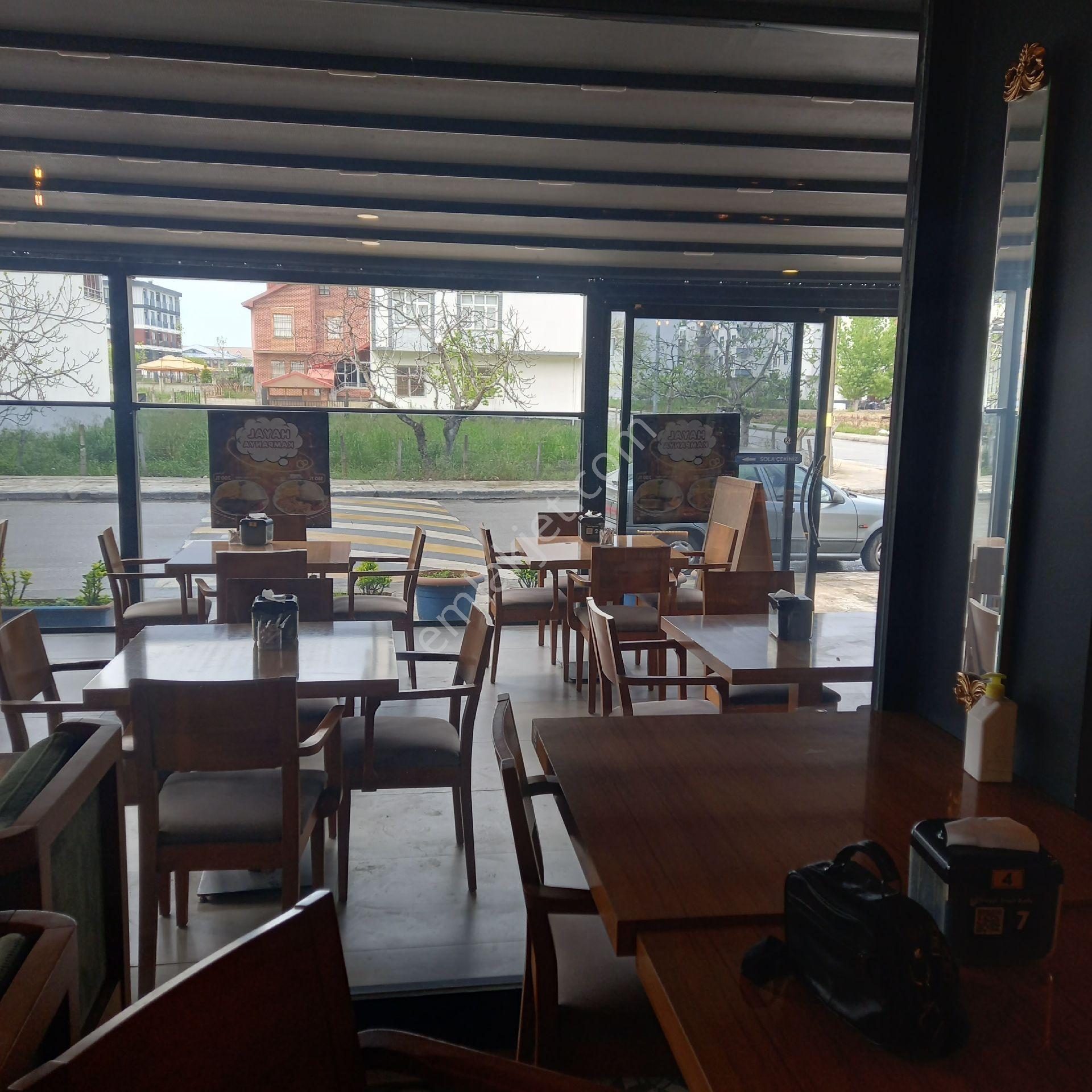 Cumhuriyet Mahallesinde 450 M2 Cafe Satılıktır - Görsel 32