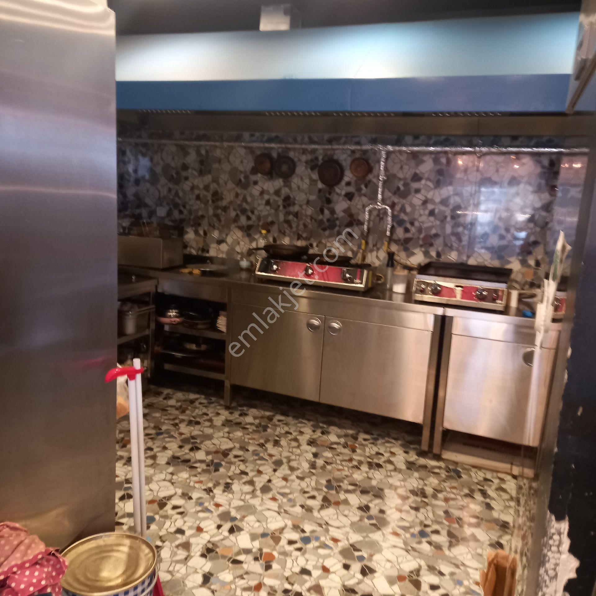 Cumhuriyet Mahallesinde 450 M2 Cafe Satılıktır - Görsel 17