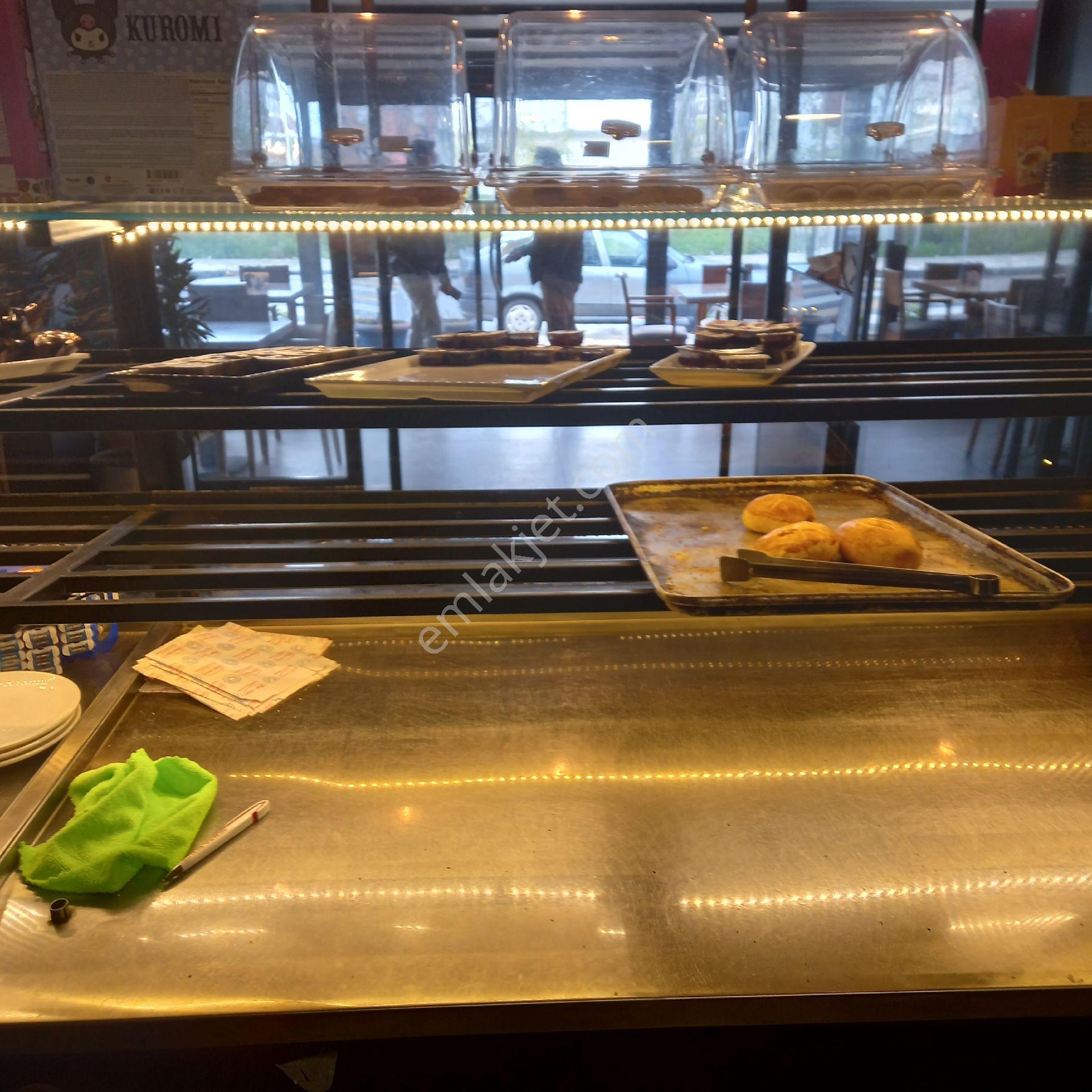 Cumhuriyet Mahallesinde 450 M2 Cafe Satılıktır - Görsel 16