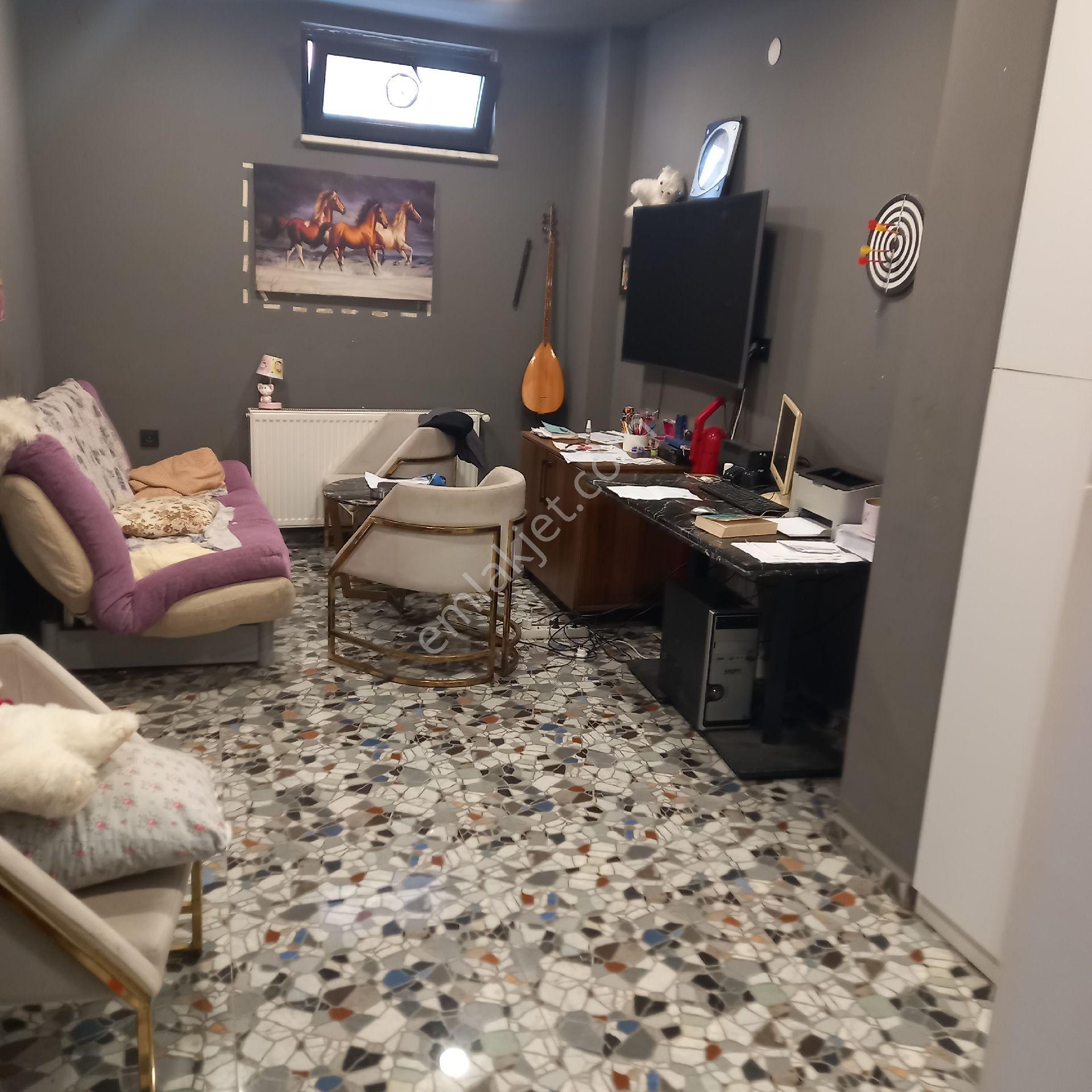 Cumhuriyet Mahallesinde 450 M2 Cafe Satılıktır - Görsel 13