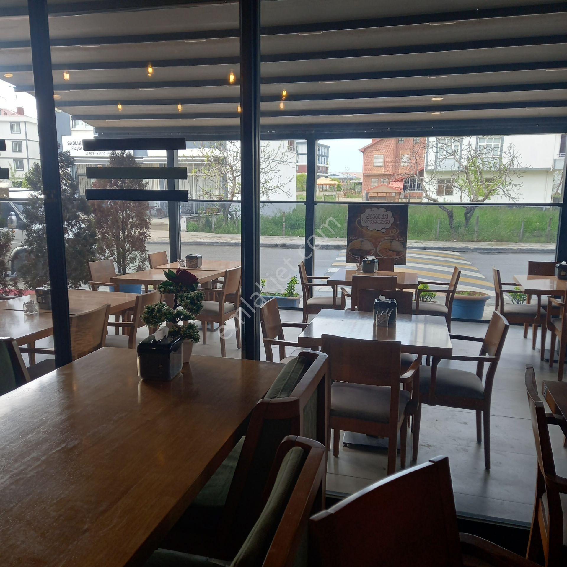 Cumhuriyet Mahallesinde 450 M2 Cafe Satılıktır - Görsel 33