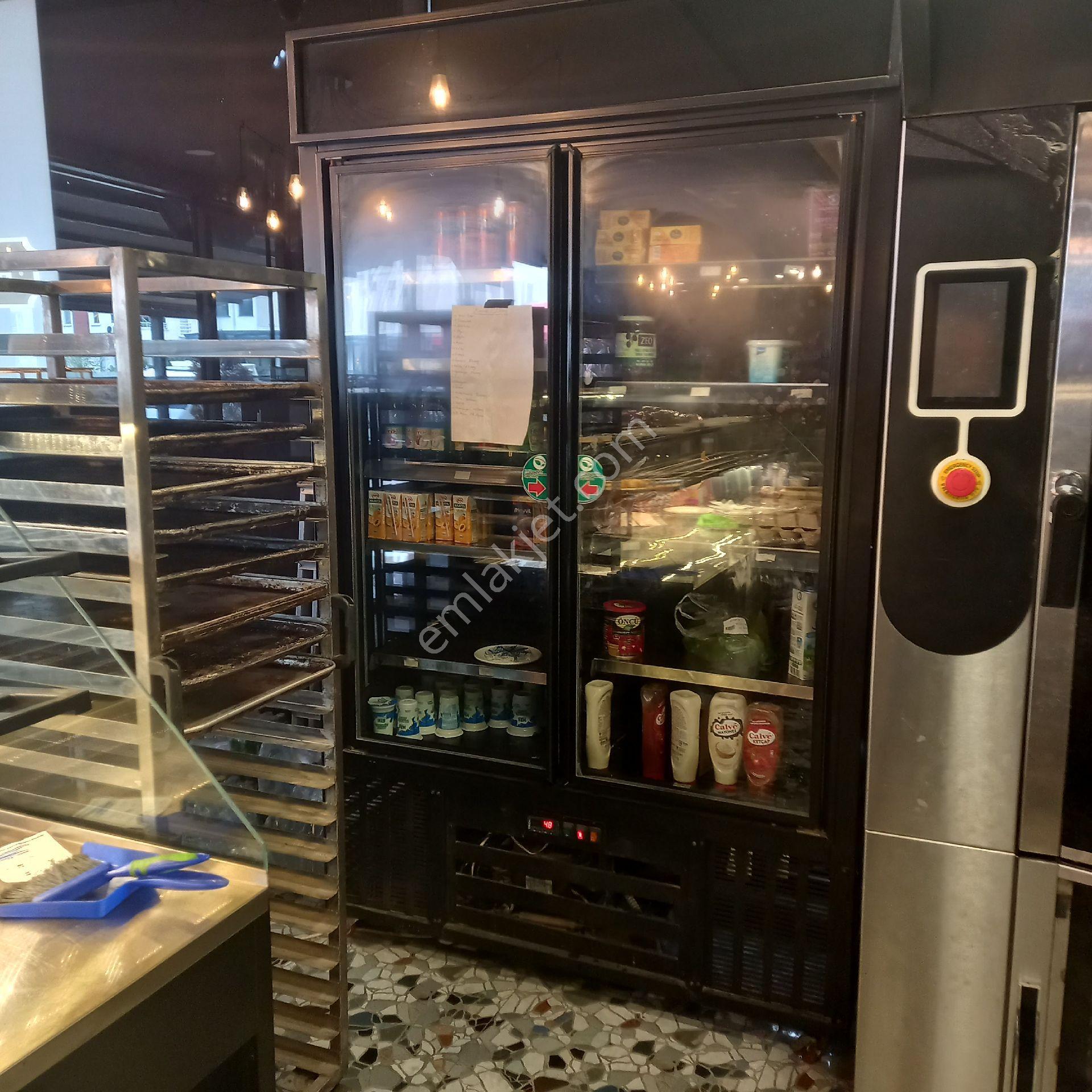 Cumhuriyet Mahallesinde 450 M2 Cafe Satılıktır - Görsel 18