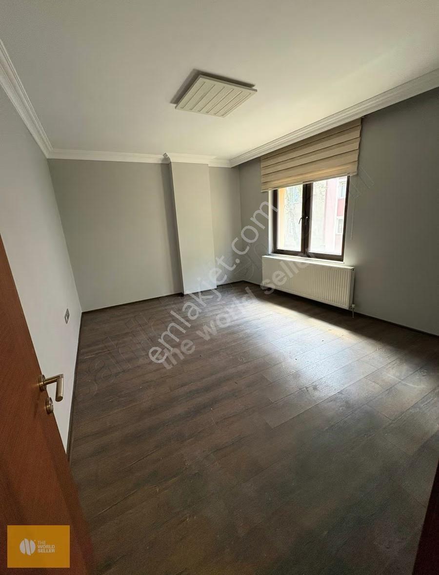 The World Seller'den Çarşı Merkezinde Kiralık Ofis - Görsel 11