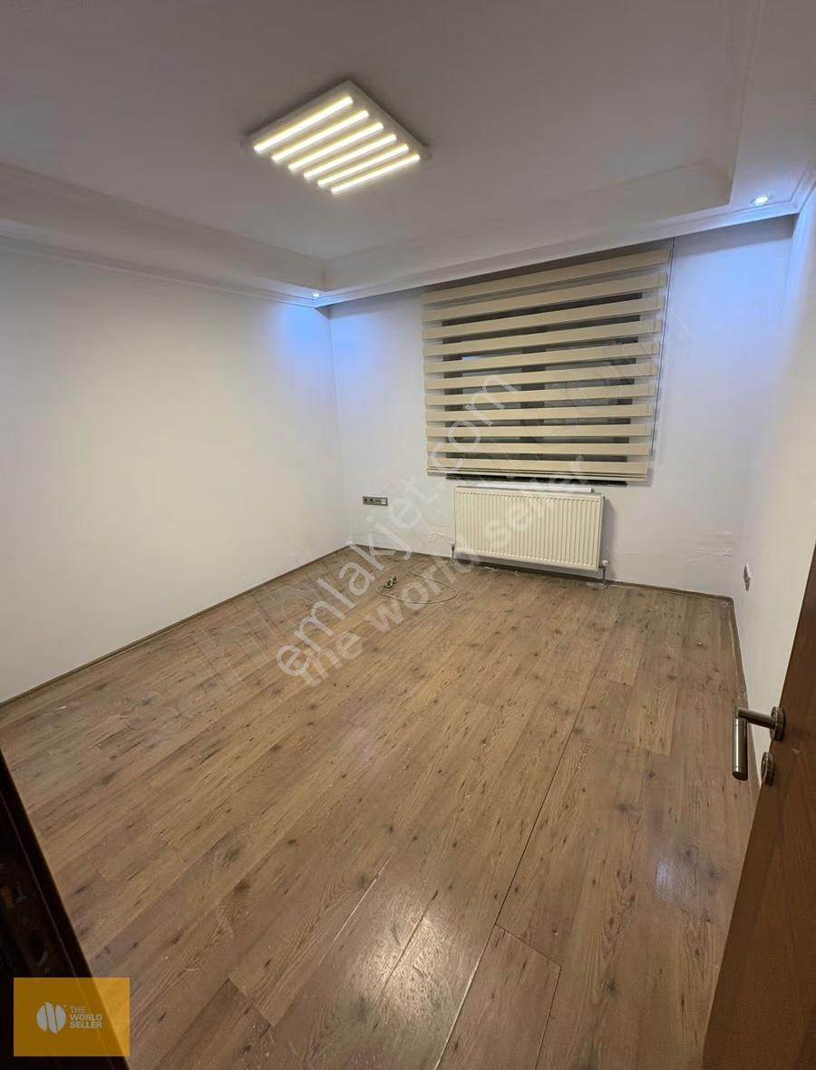 The World Seller'den Çarşı Merkezinde Kiralık Ofis - Görsel 4