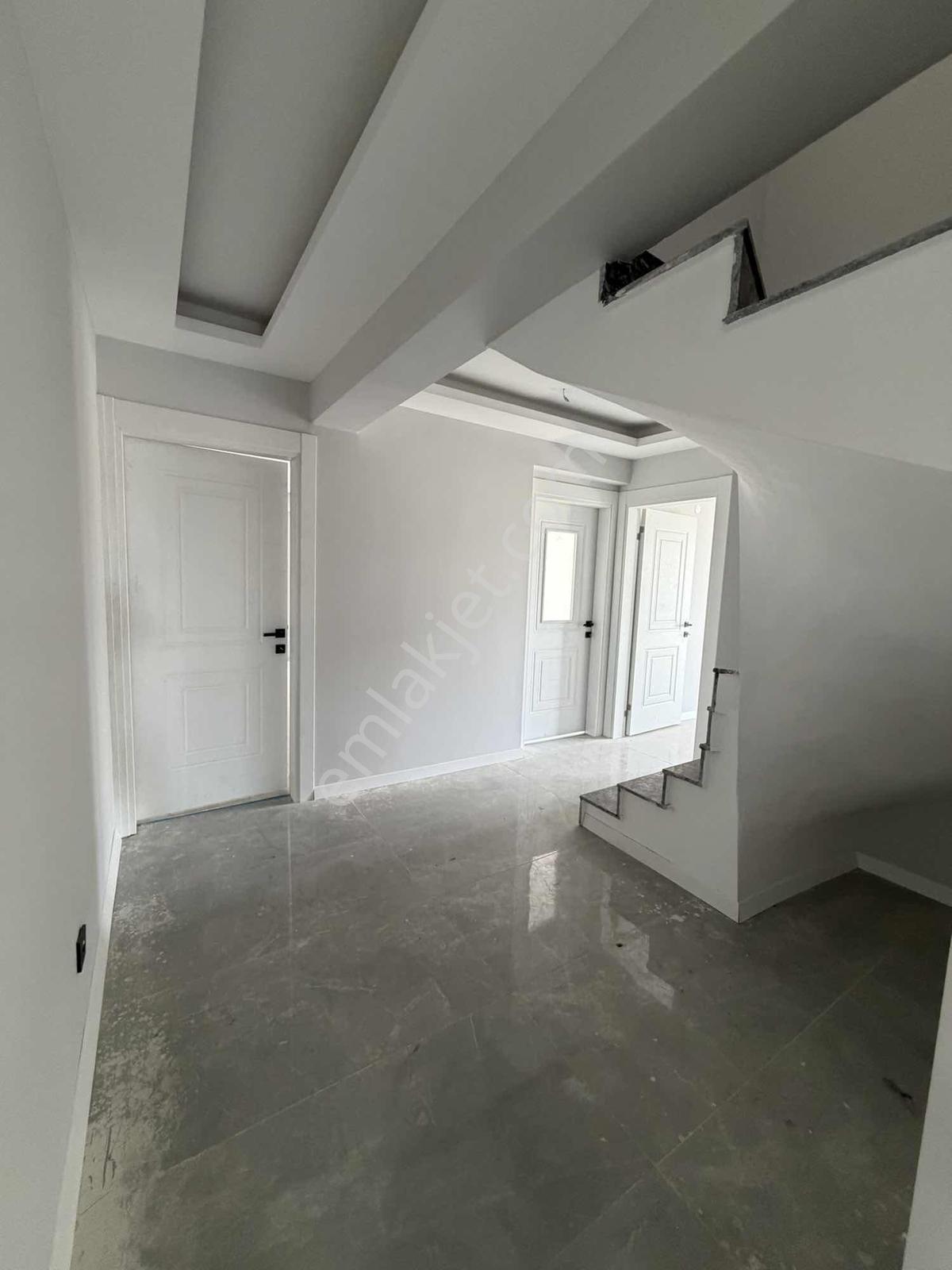 Menemende Satılık Dubleks Daire 4+1 Devlet Hastanesi Yakını - Görsel 29
