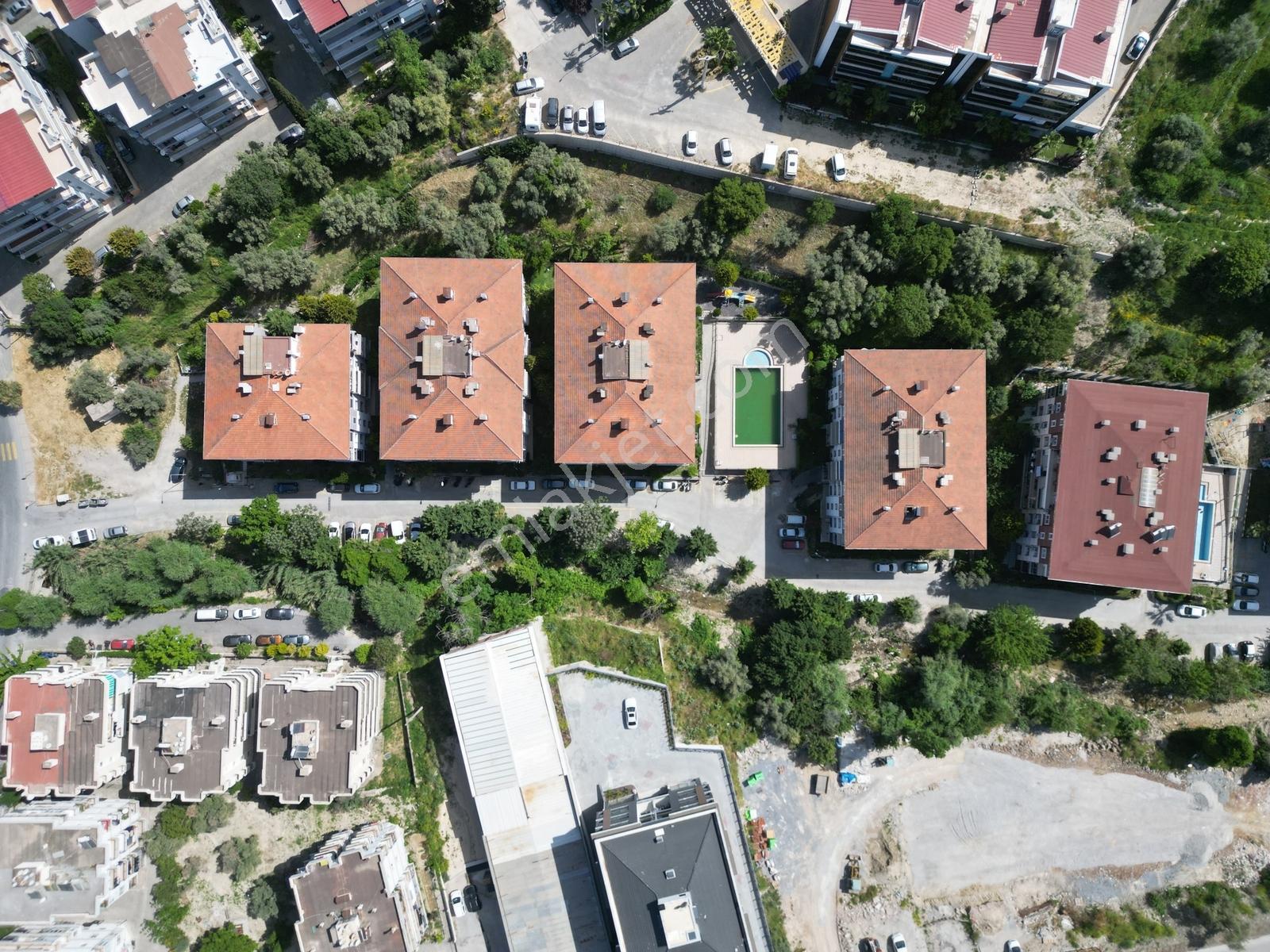 Kuşadasında Satılık Sıte Içı Doğalgazlı Daıre - Görsel 11