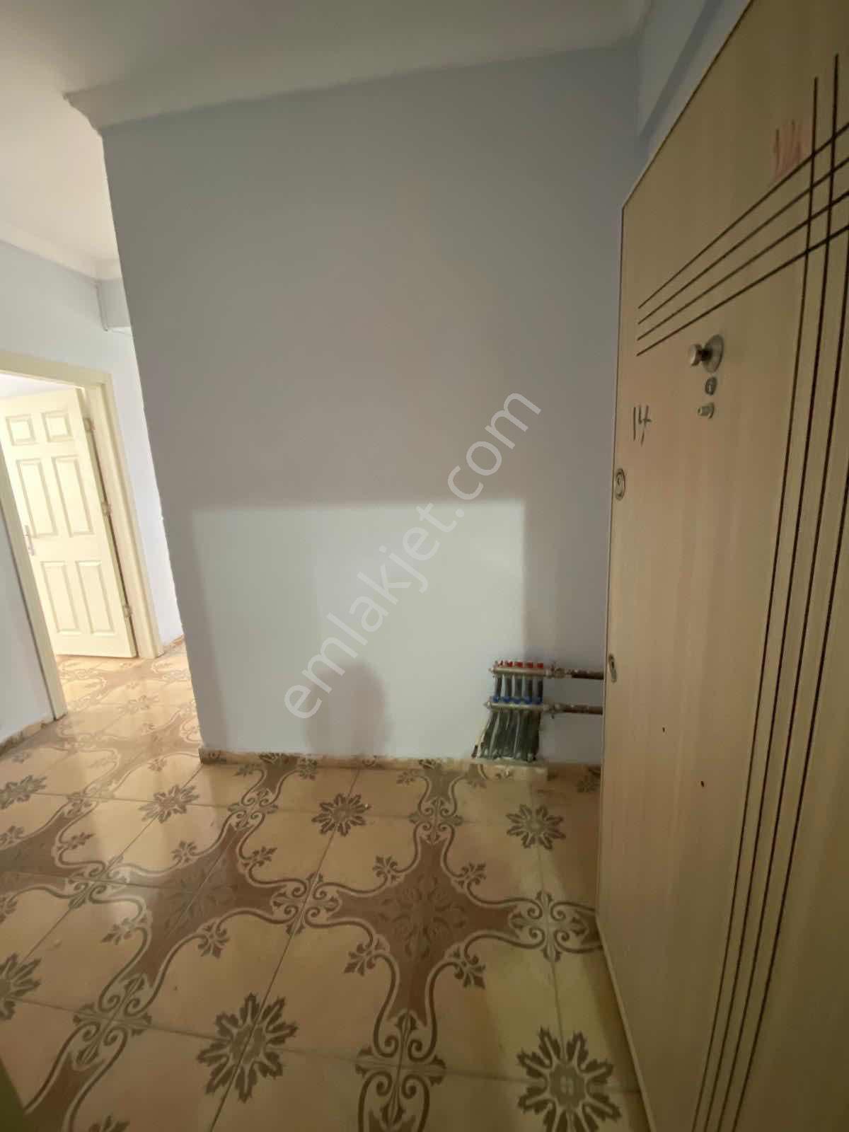 Sürer Emlak`tan Kiralık 2+1 Daire`miz Ara Katta 110 M2 Kare - Görsel 18