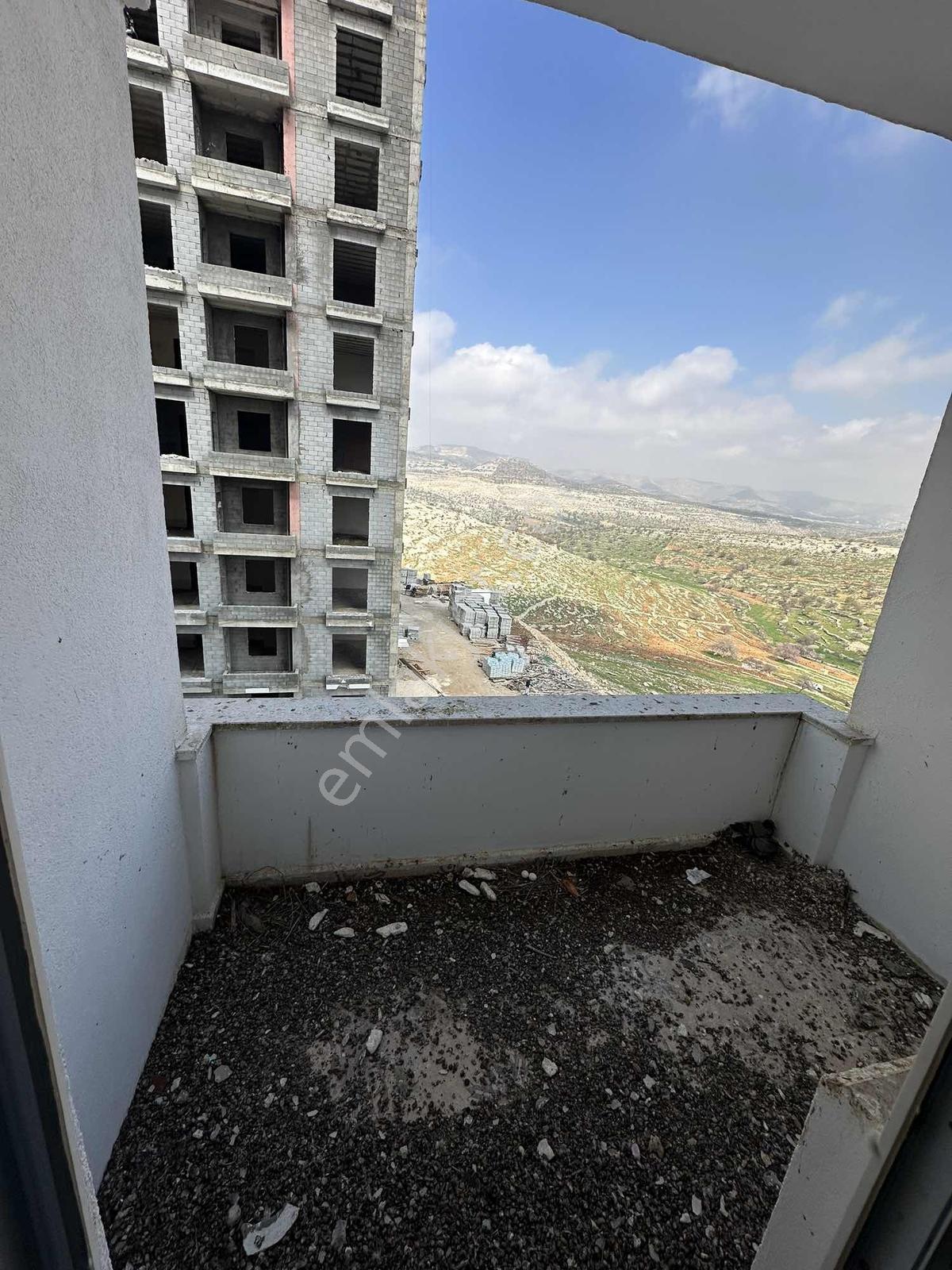 Sürer Emlak`tan Kiralık 2+1 Daire`miz Ara Katta 110 M2 Kare - Görsel 11