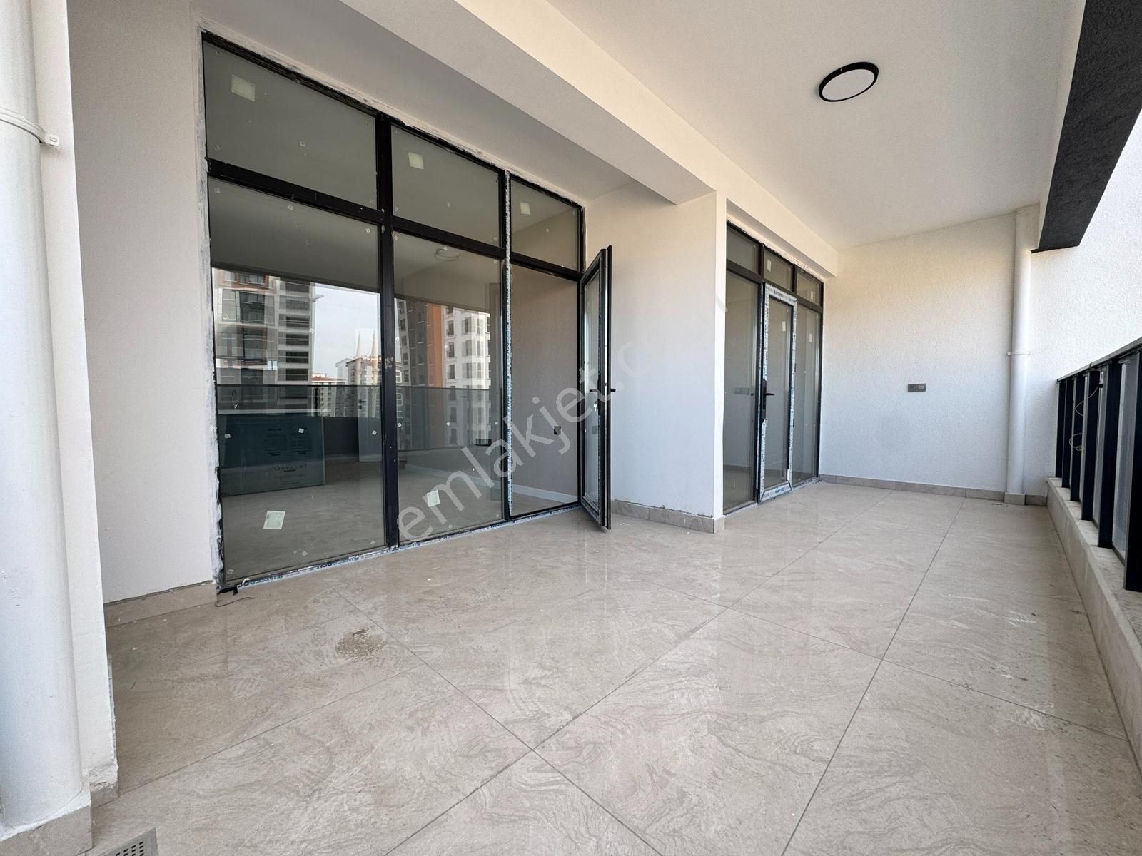 Vip'den Güneşevlerde Manzaralı Kpl Garj 4+1 Satılık Site Dairesi - Görsel 19