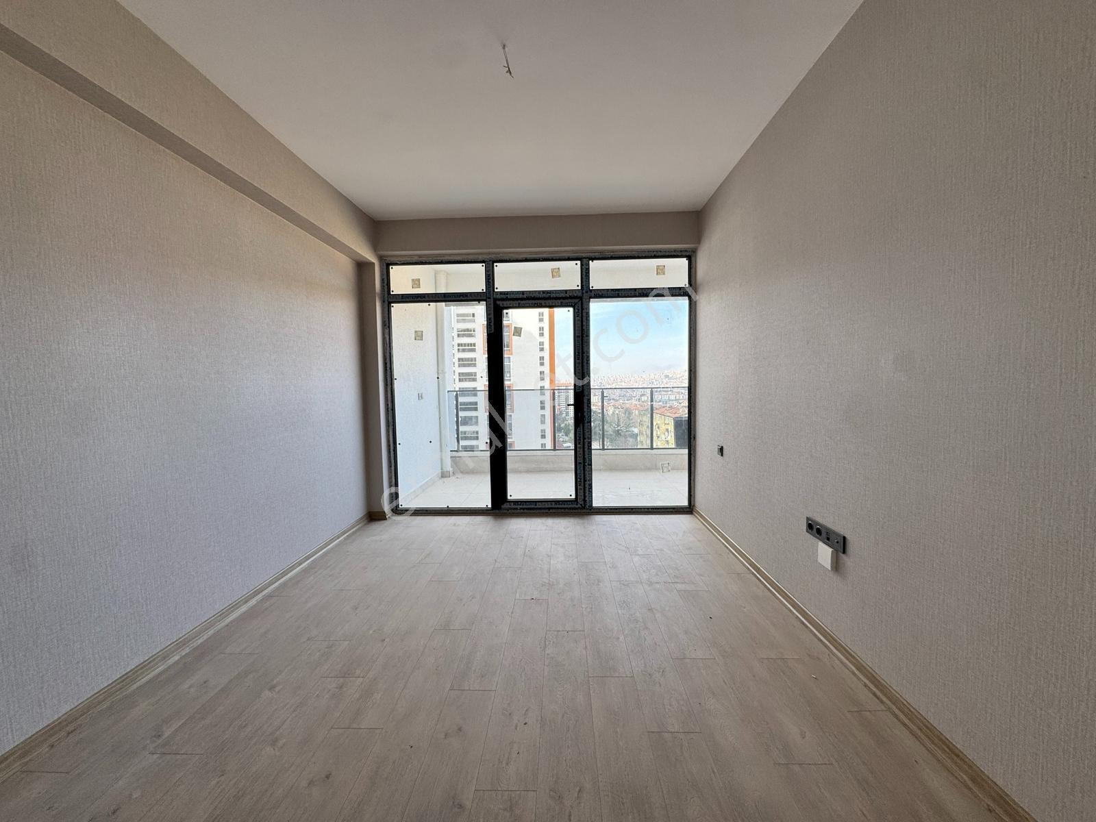 Vip'den Güneşevlerde Manzaralı Kpl Garj 4+1 Satılık Site Dairesi - Görsel 7