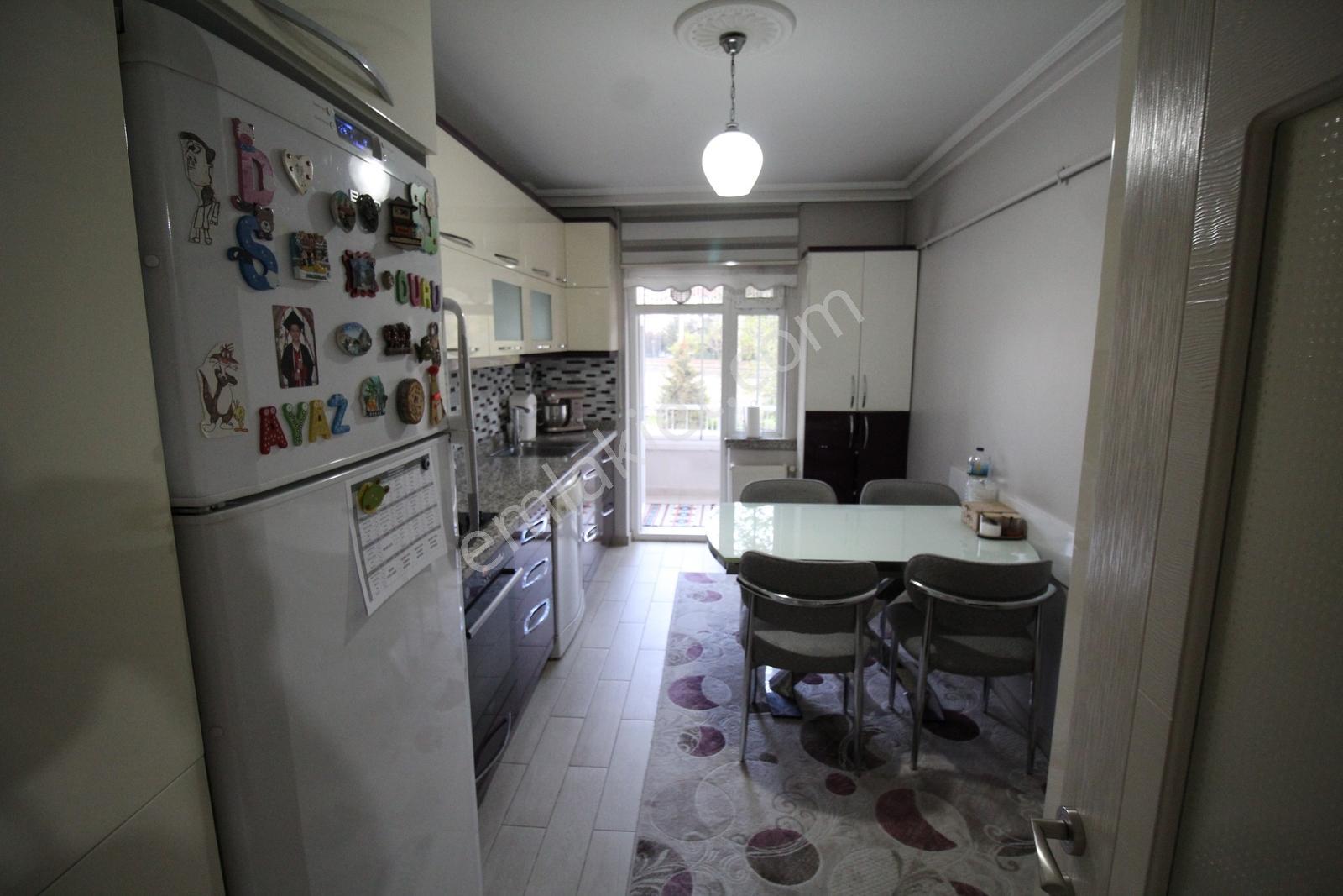 Krc'den Şafaktepe Mahallesinde 3+1 130m2 Satılık Daire - Görsel 7