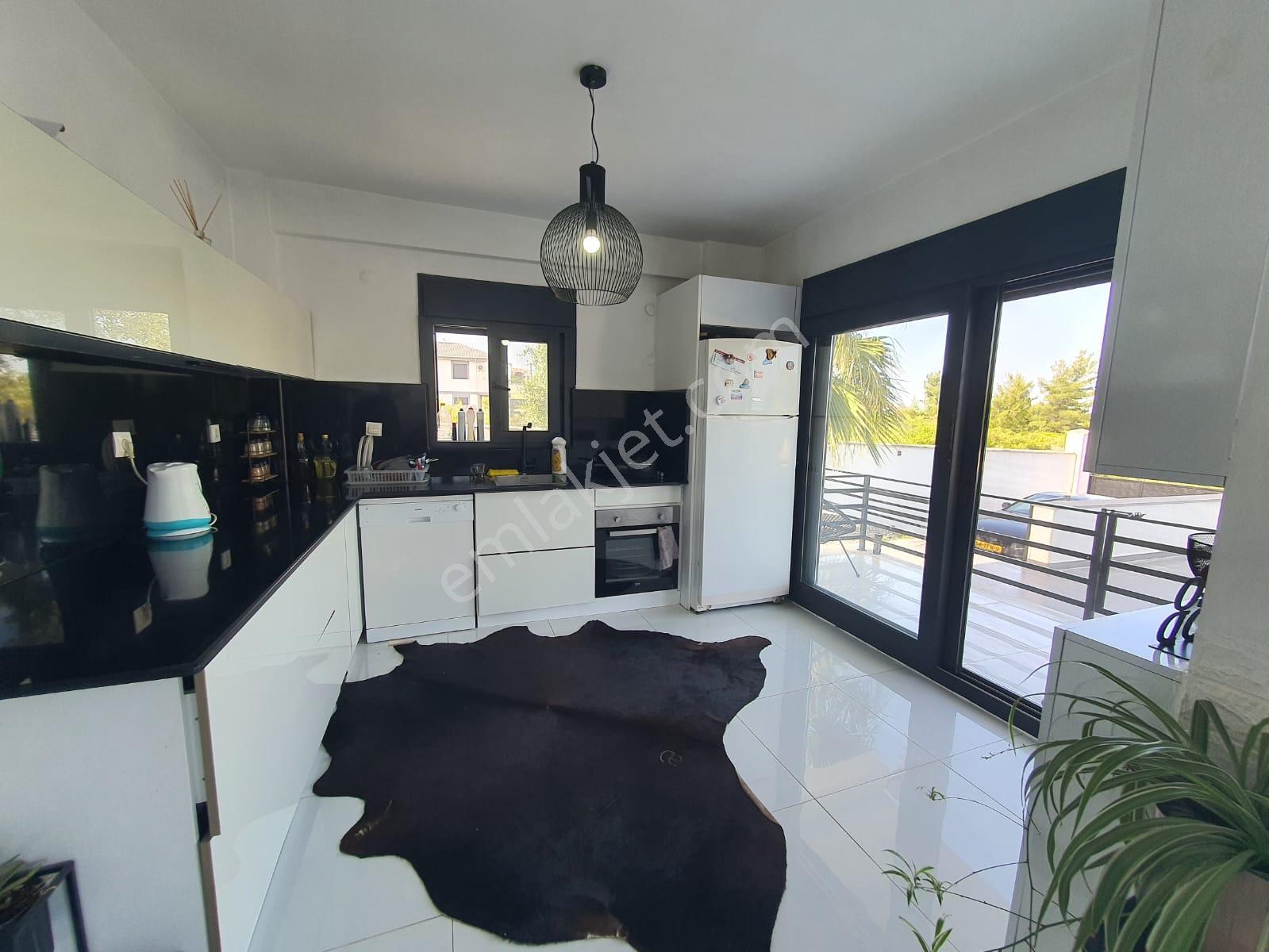 Didimde 600m2 Arsa İçerisinde Tam Müstakil Villa - Görsel 9