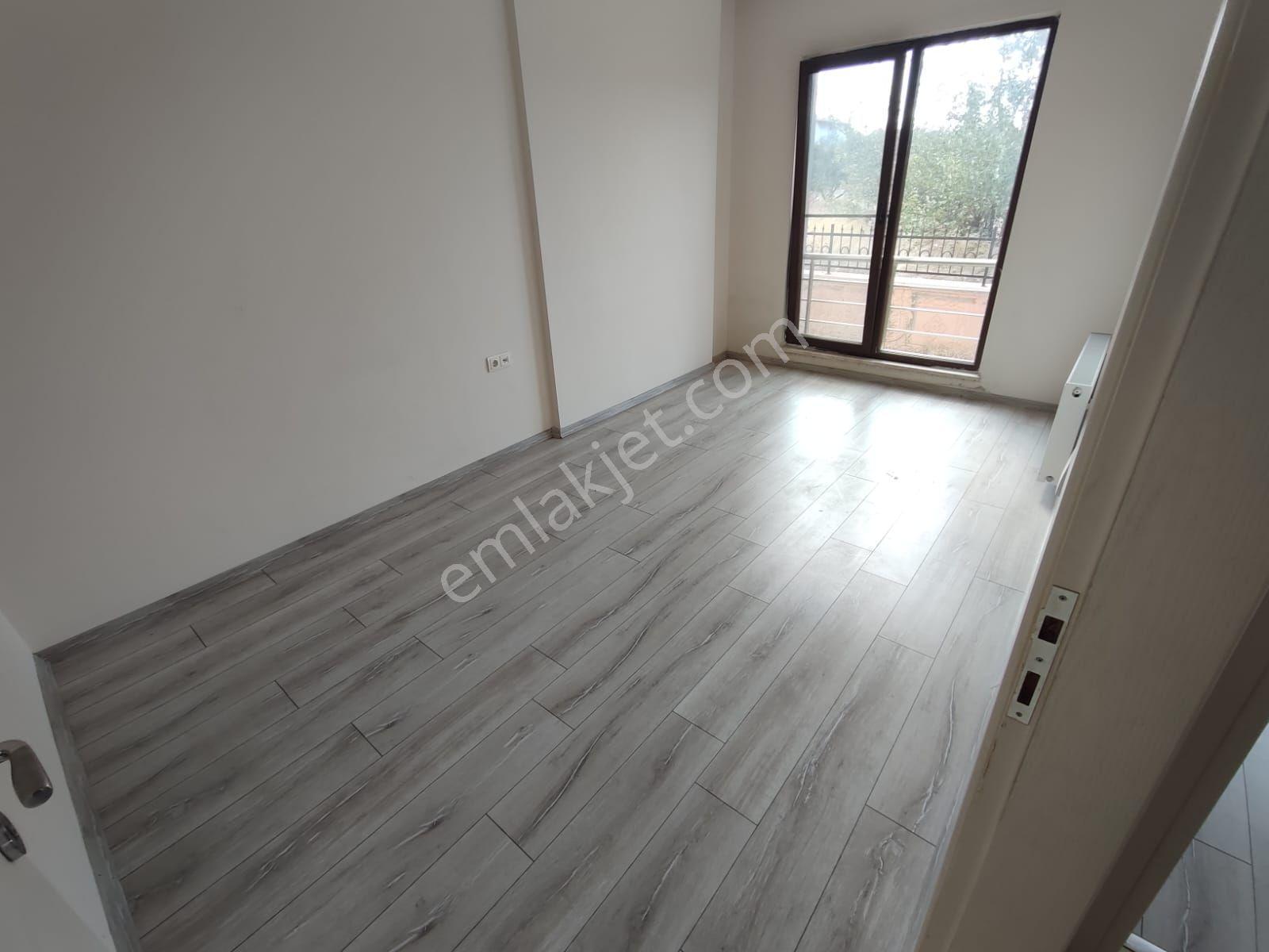 Edremit Cennetayağinda Müstakil Radında 3+1 Full Kredili Daire - Görsel 15