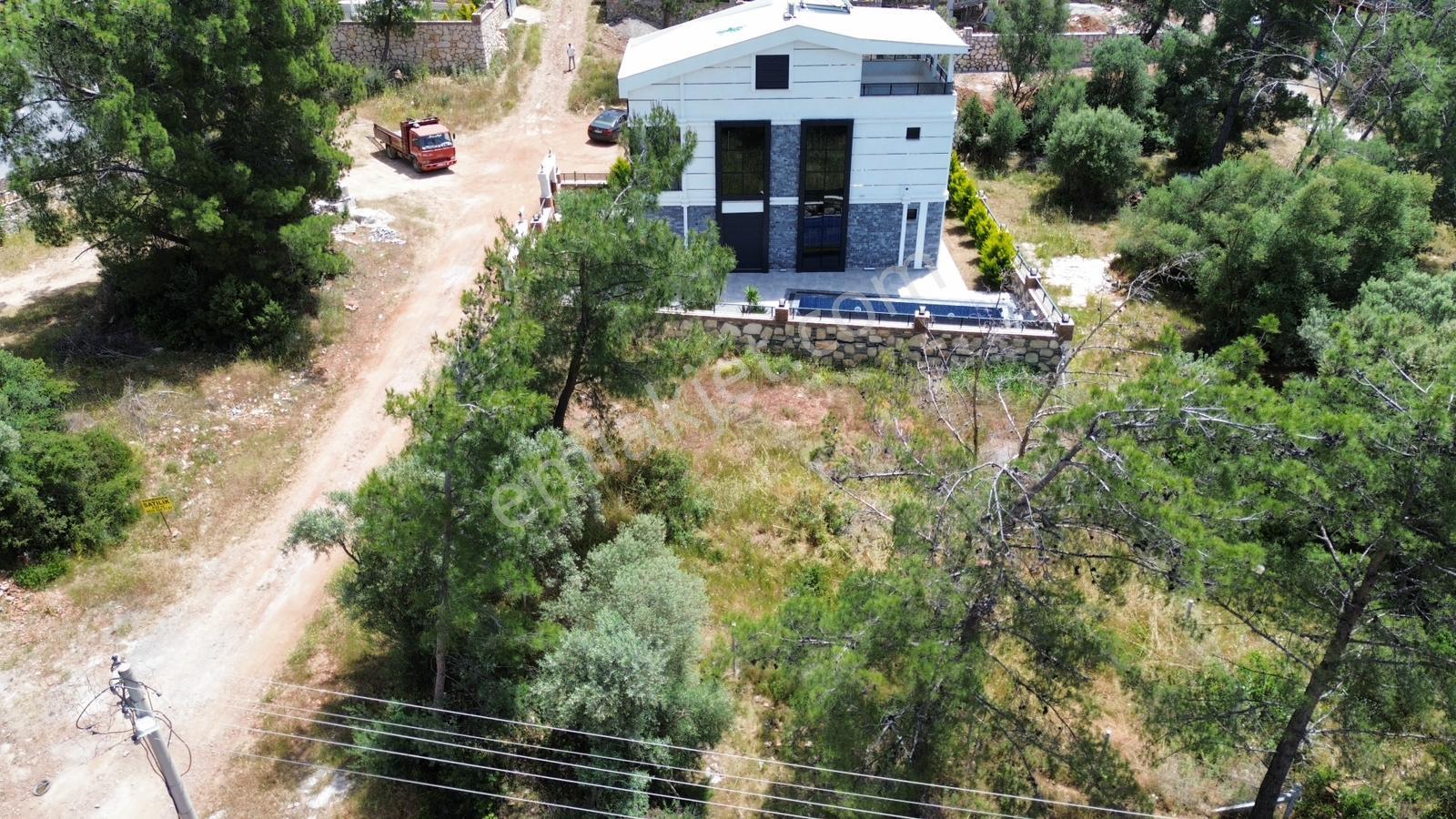 Merkezi Konumlu İmarlı Villa Arsası - Görsel 14