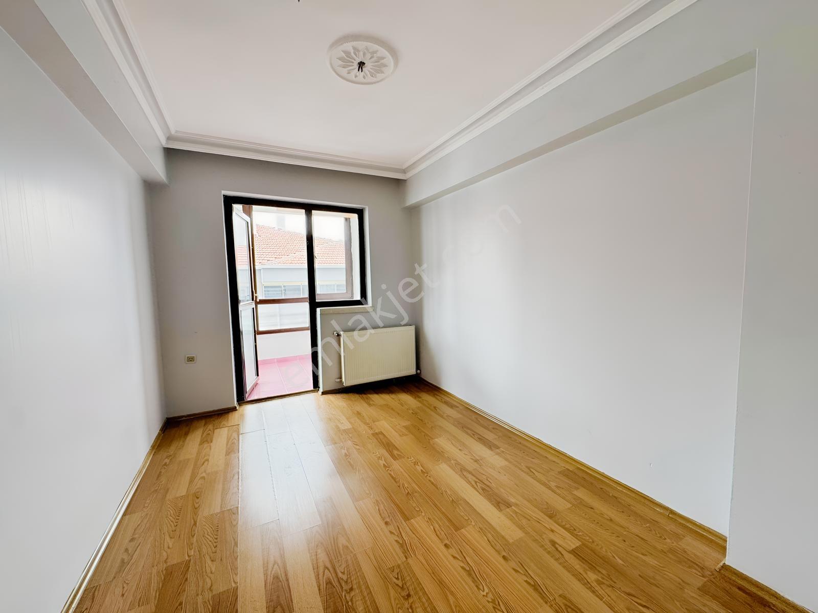 Vip'den Yıldız Göbek Önü Açık Masrafsız 3.kat Satılık 3+1 Daire - Görsel 43