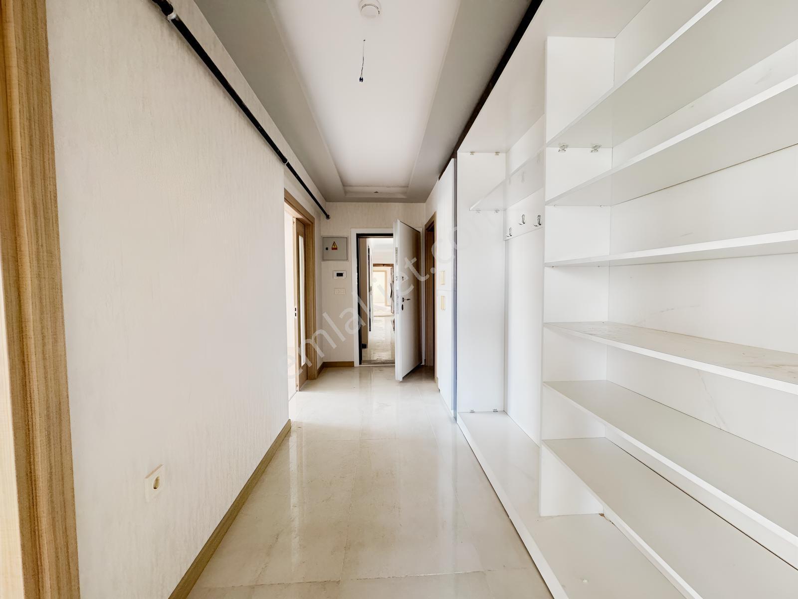 Vip'den Bulvar Üzeri Önü Açık Satılık Lüks Yapısatılık 3+1 Daire - Görsel 25