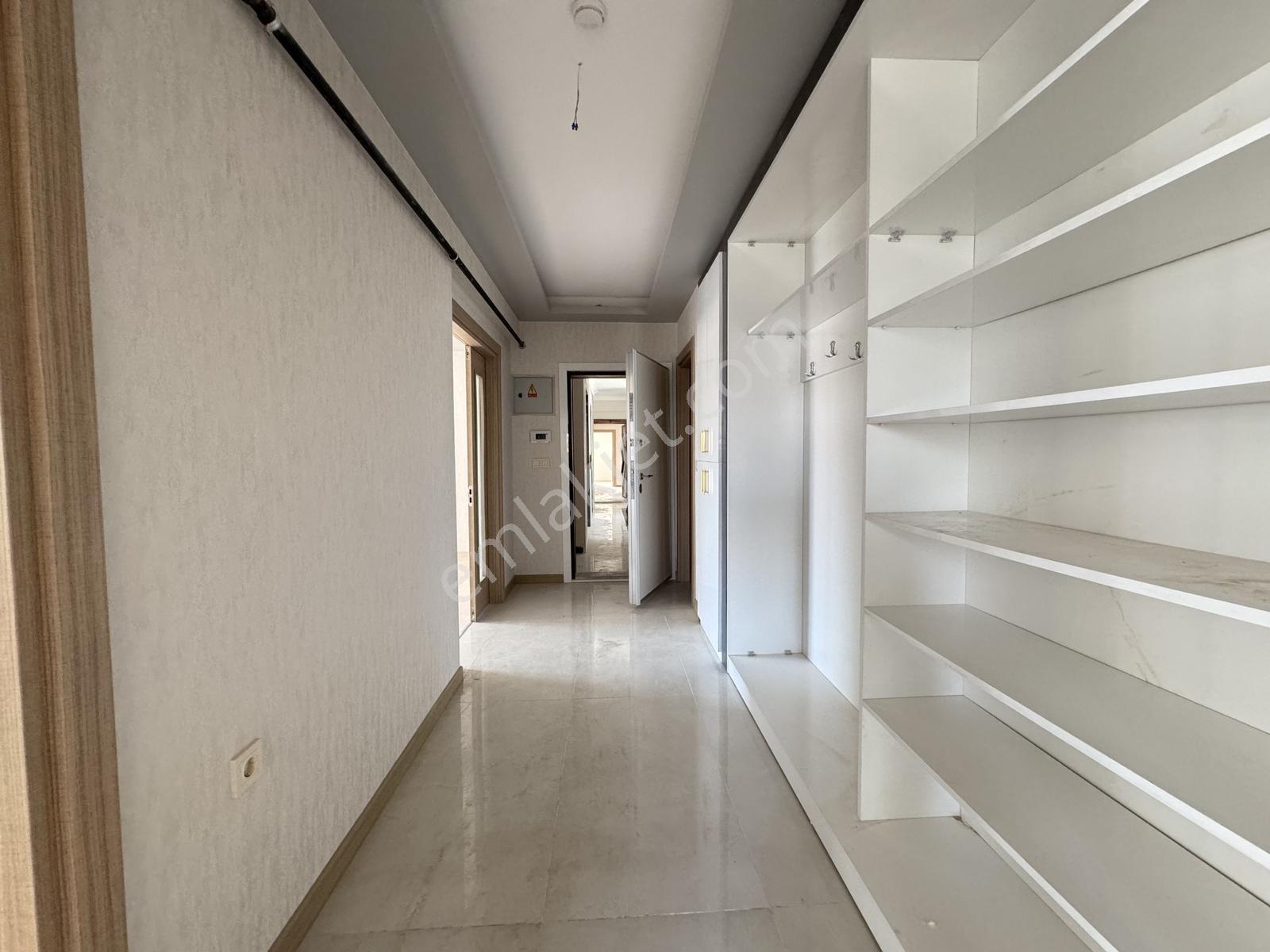 Vip'den Bulvar Üzeri Önü Açık Satılık Lüks Yapısatılık 3+1 Daire - Görsel 10