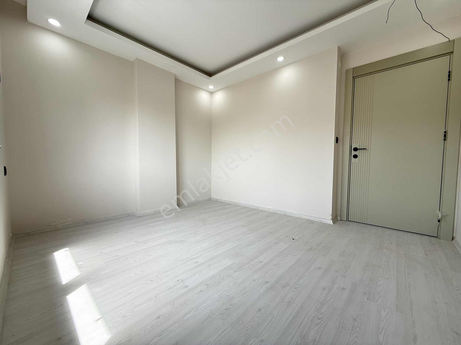 2+1_sıfır_asansörlü_ara_kat_ayrı_mutfak_ayrı_wc_geniş_balkon_!!! - Görsel 18