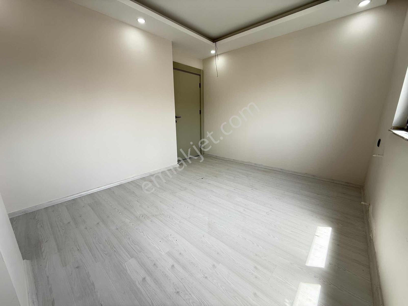 2+1_sıfır_asansörlü_ara_kat_ayrı_mutfak_ayrı_wc_geniş_balkon_!!! - Görsel 12