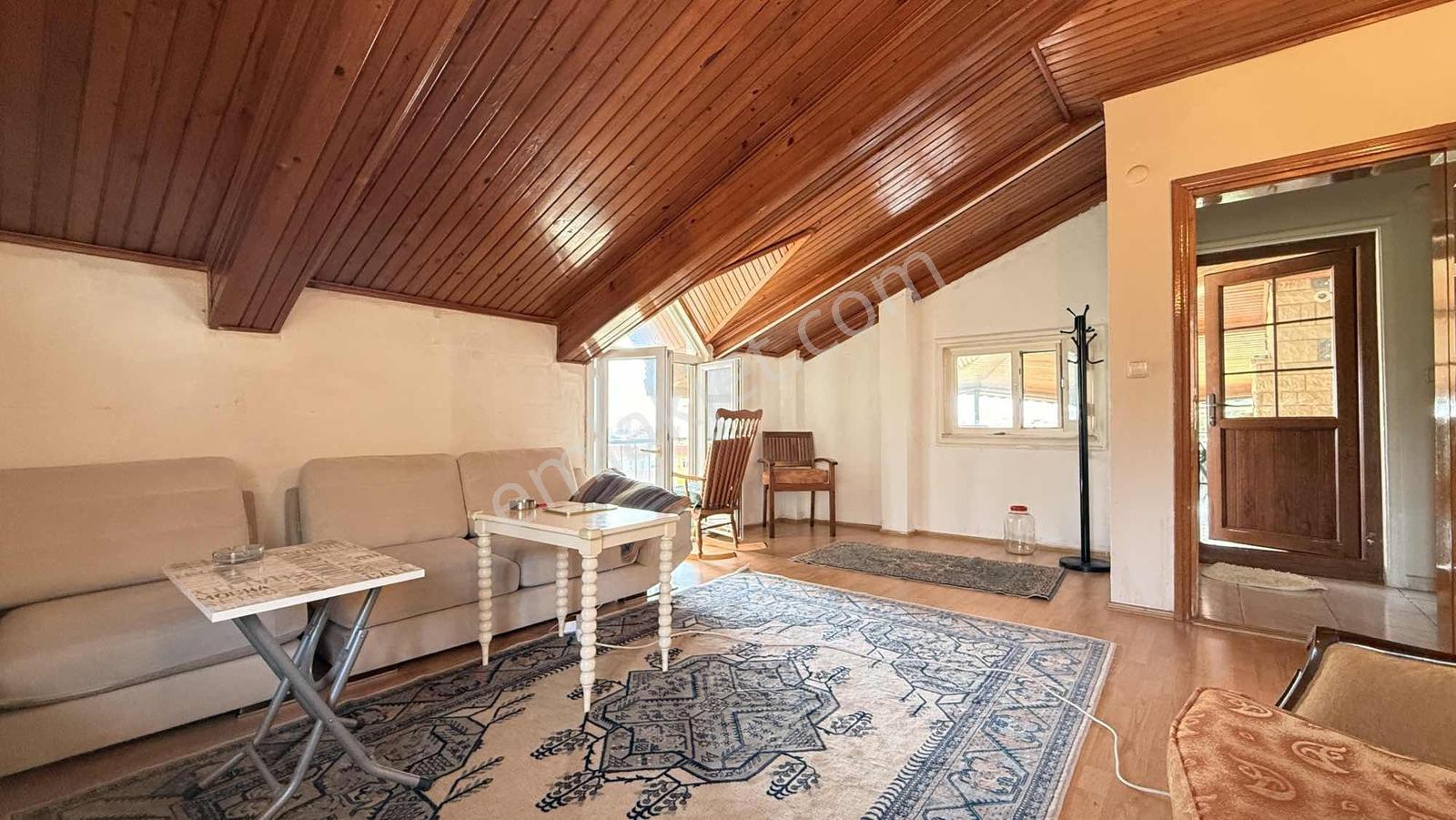 Kiralık 7+2 Villa, Sadece Kurumsal Firmalara, Minibüs Yolunda - Görsel 9