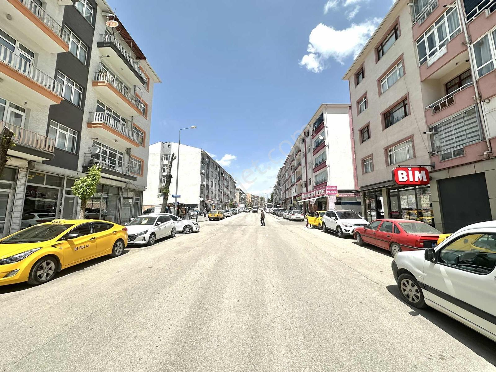 An-ka'dan Merkezi Konum İnönü Cd Satılık Dükkan - Görsel 3