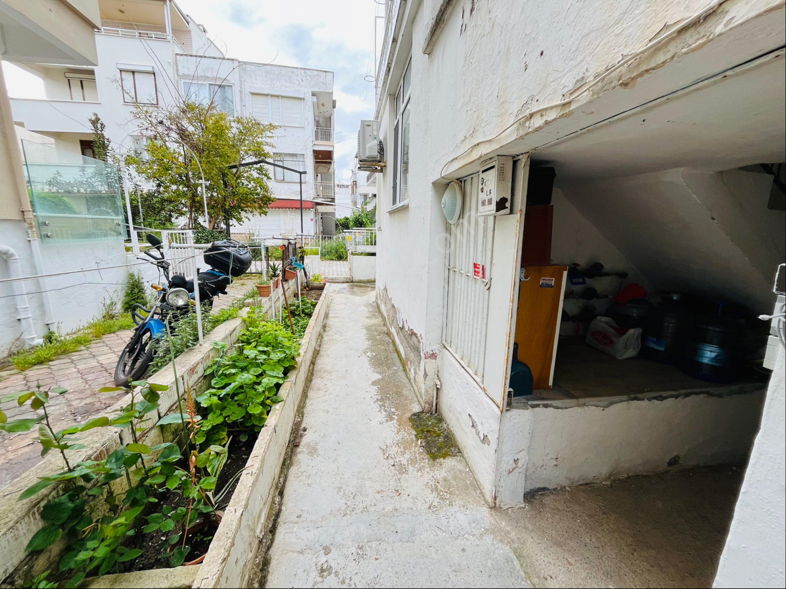 Altınoluk Yağcılar Bölgesin De Denize 50 Metre 2.kat Küçük 2+1 Yazlık Eşyalı Daire - Görsel 4