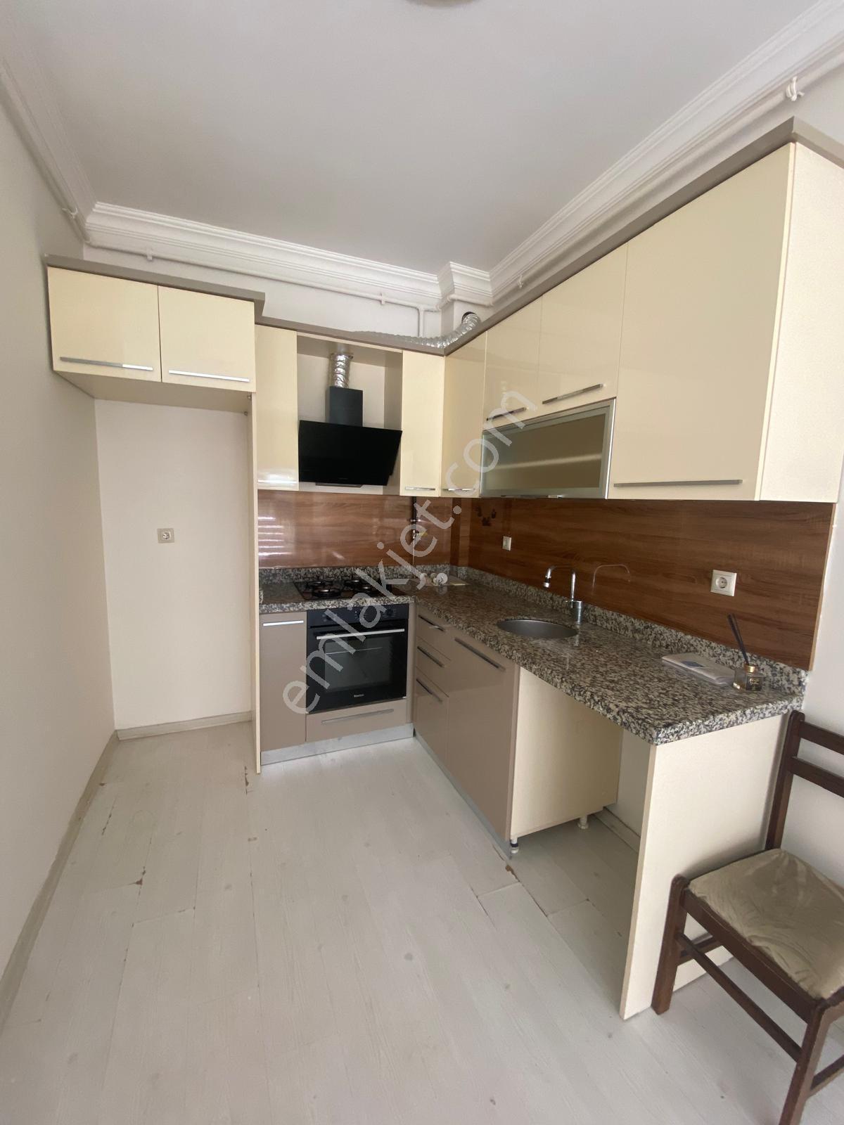 Çanakkale Merkez Barbaros Otel Arkası 2+1 Kiralık Daire - Görsel 2