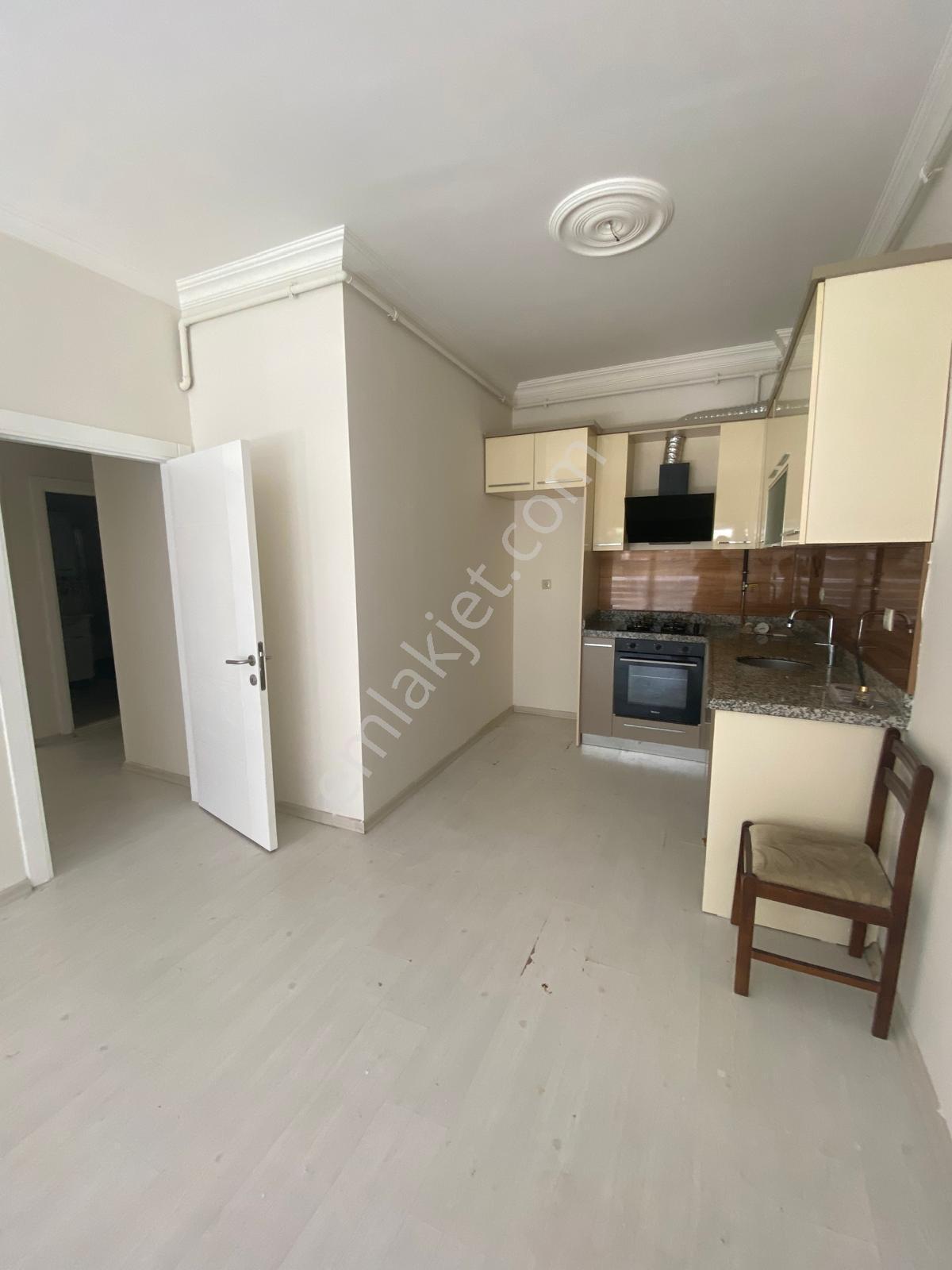 Çanakkale Merkez Barbaros Otel Arkası 2+1 Kiralık Daire - Görsel 3