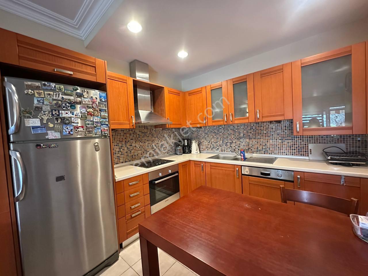 Yağcılar Venüs Sitesin'de Kiralık 3+1 Bahçe Katı Daire - Görsel 16