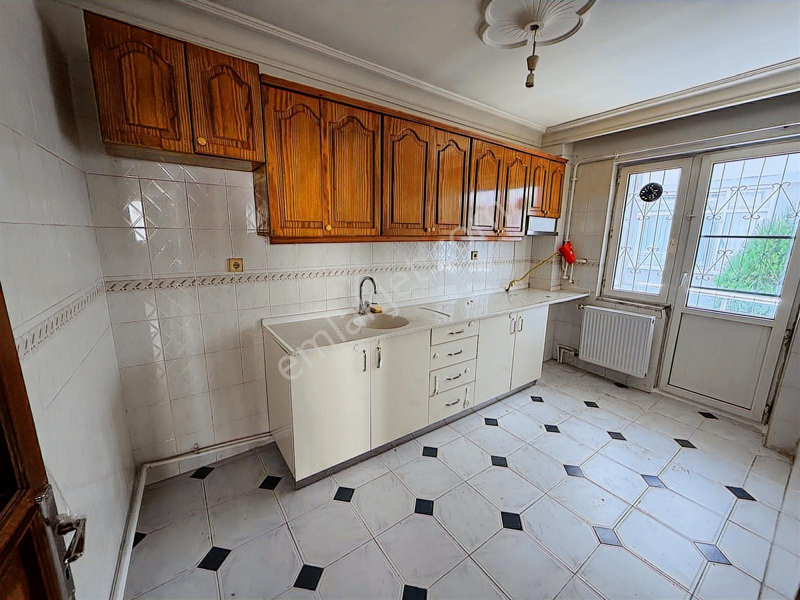 Stm Emlaktan Paşakonak Mahallesinde Kiralık 2+1 Ara Kat Daire - Görsel 14