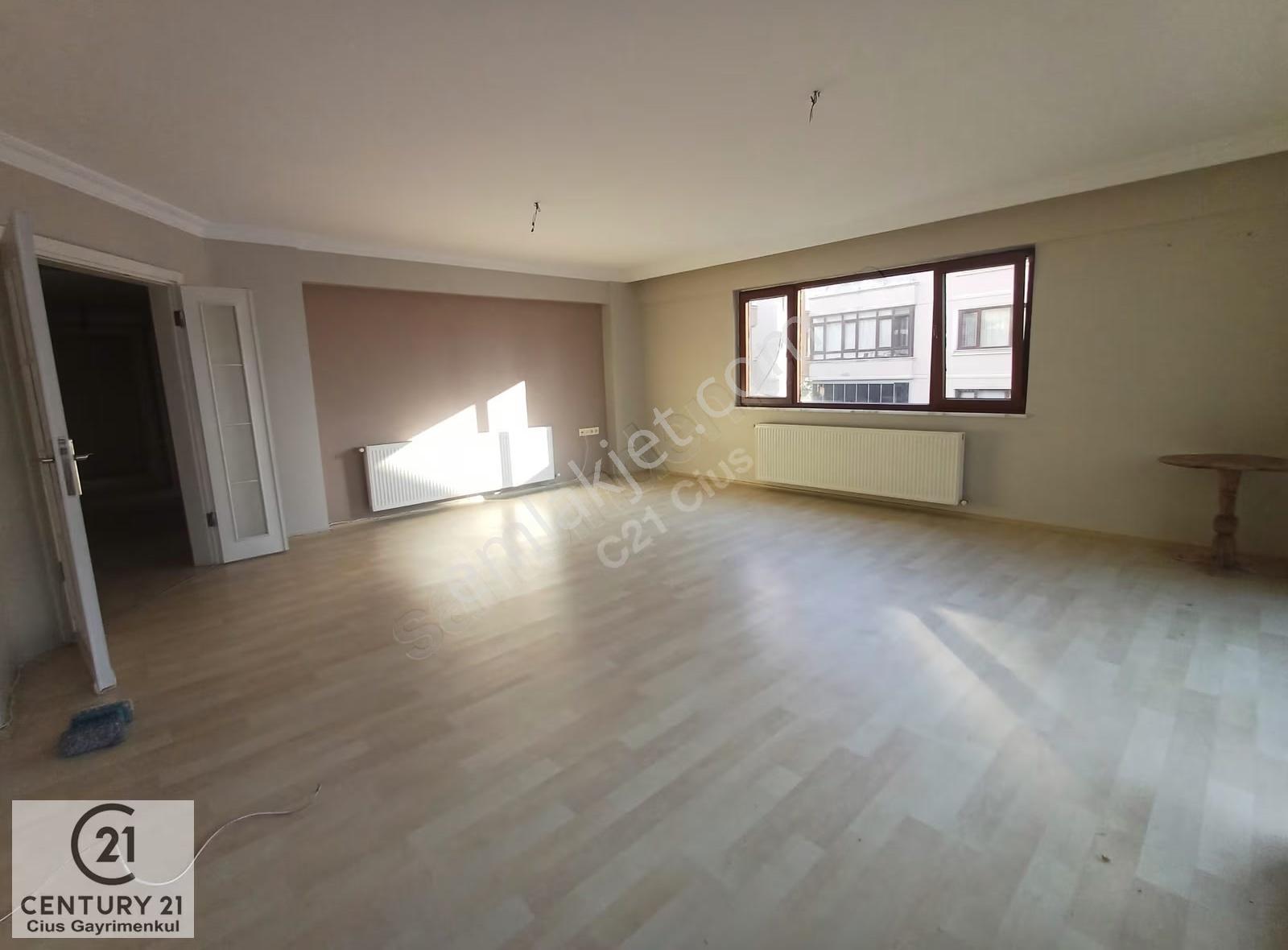 C21 Cius; Cumhuriyet Merkezde 130 M2 Kiralık 3+1 Daire - Görsel 5
