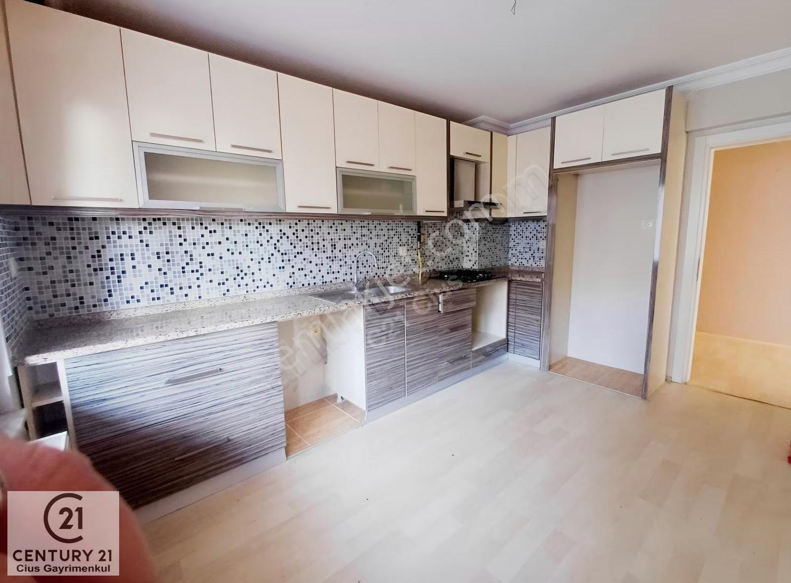 C21 Cius; Cumhuriyet Merkezde 130 M2 Kiralık 3+1 Daire - Görsel 7