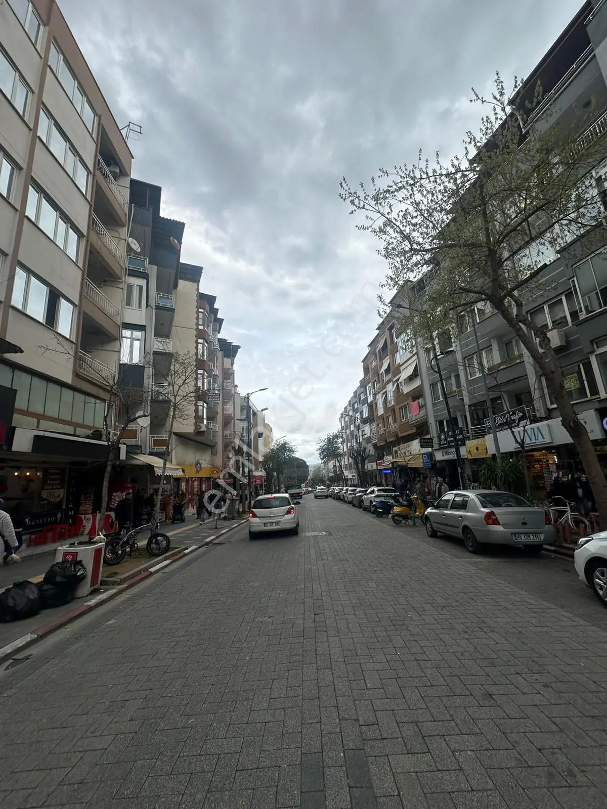 Atatürk Caddesinde Satılık Dükkan/markasına Değer Katmak İsteyenler Hemen Ara - Görsel 3