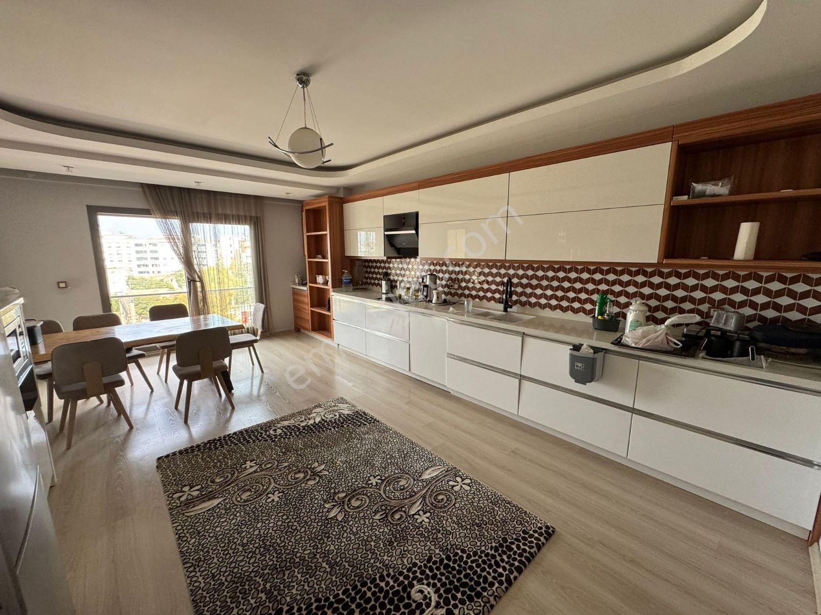 Acil Torbalı Ekinci Urla Evleri Sitesinde Satılık 3+1 Lüks Daire - Görsel 22