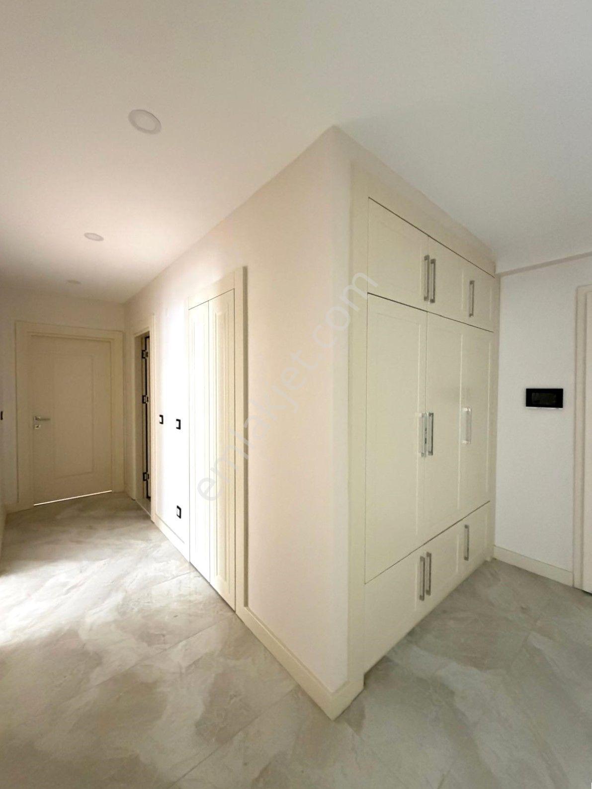Silivri Yenimahalle De Havuzlu Site İçi 2+1 Satılık Daire - Görsel 14