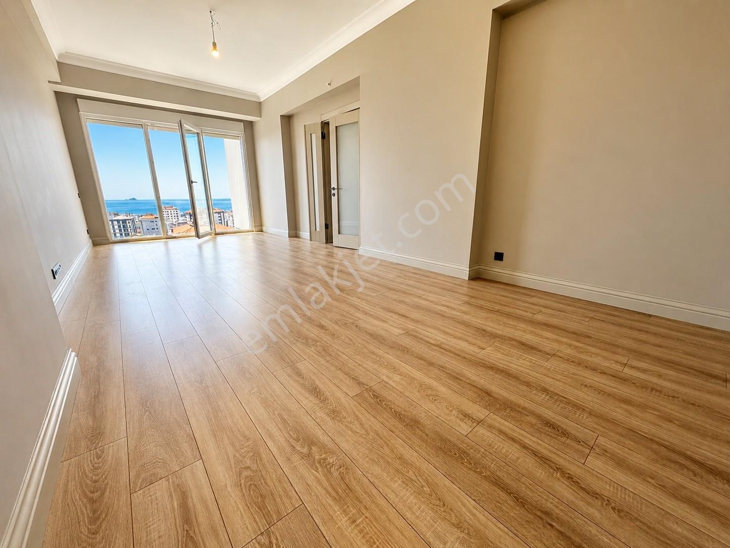 Suadiye'nin En Prestijli Binasında Full Deniz Manzaralı - Görsel 15