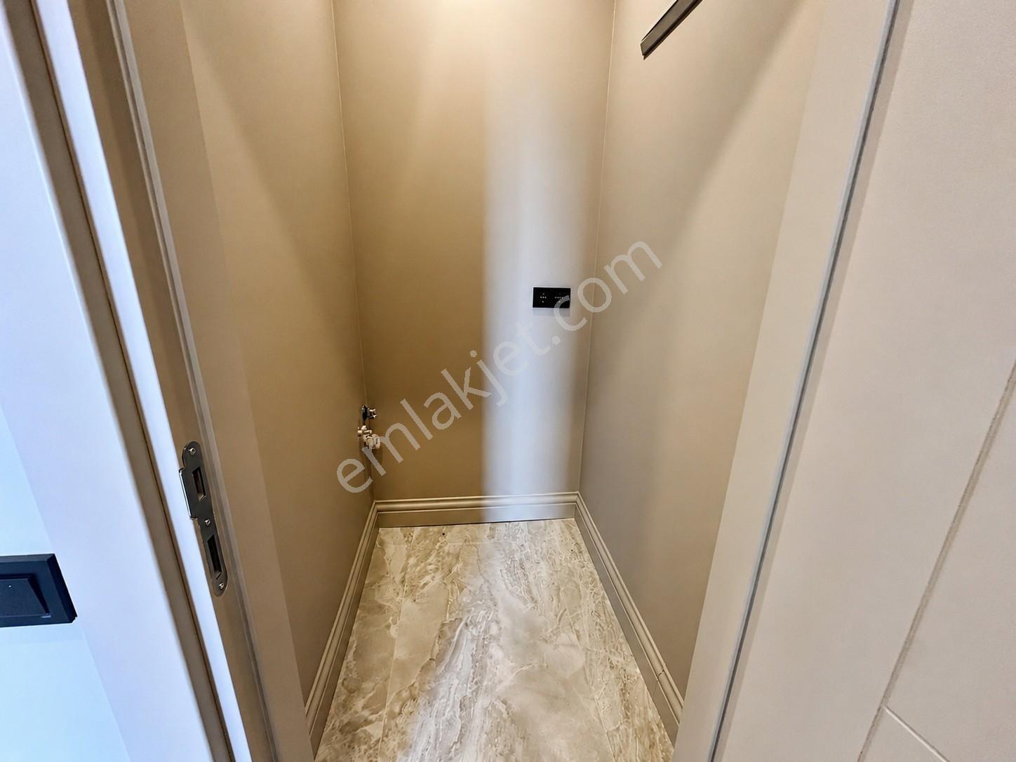 Suadiye'nin En Prestijli Binasında Full Deniz Manzaralı - Görsel 2