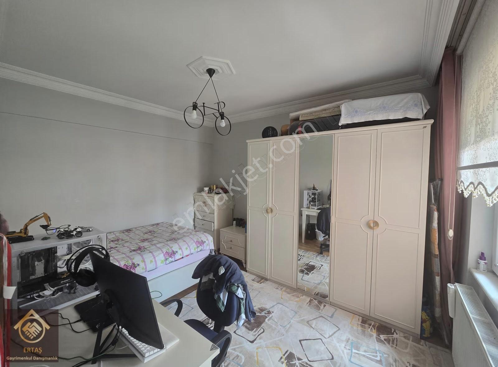 Esenyurt Mahallesinde Kapalı Garajlı Satılık Lüks Daire - Görsel 7