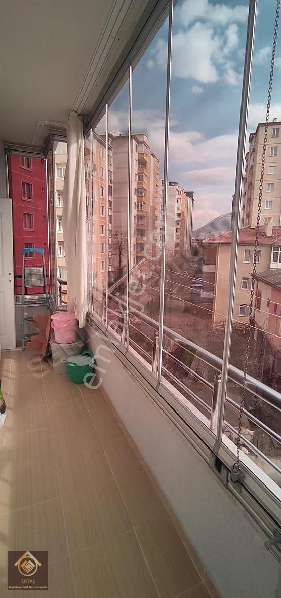 Esenyurt Mahallesinde Kapalı Garajlı Satılık Lüks Daire - Görsel 13