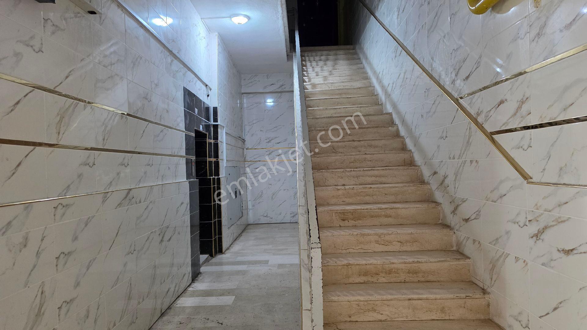 Forum Civarı Satılık 3+1 Son Kat Bakımlı Teraslı Daire - Görsel 28