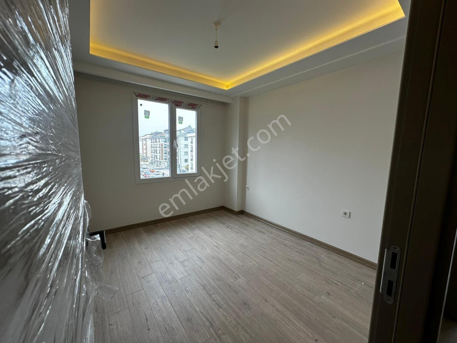 Beylikdüzü Kavaklıda Satılık 1+1 70 M2 Daire Demir Countrye Yürüme Mesafesinde - Görsel 20