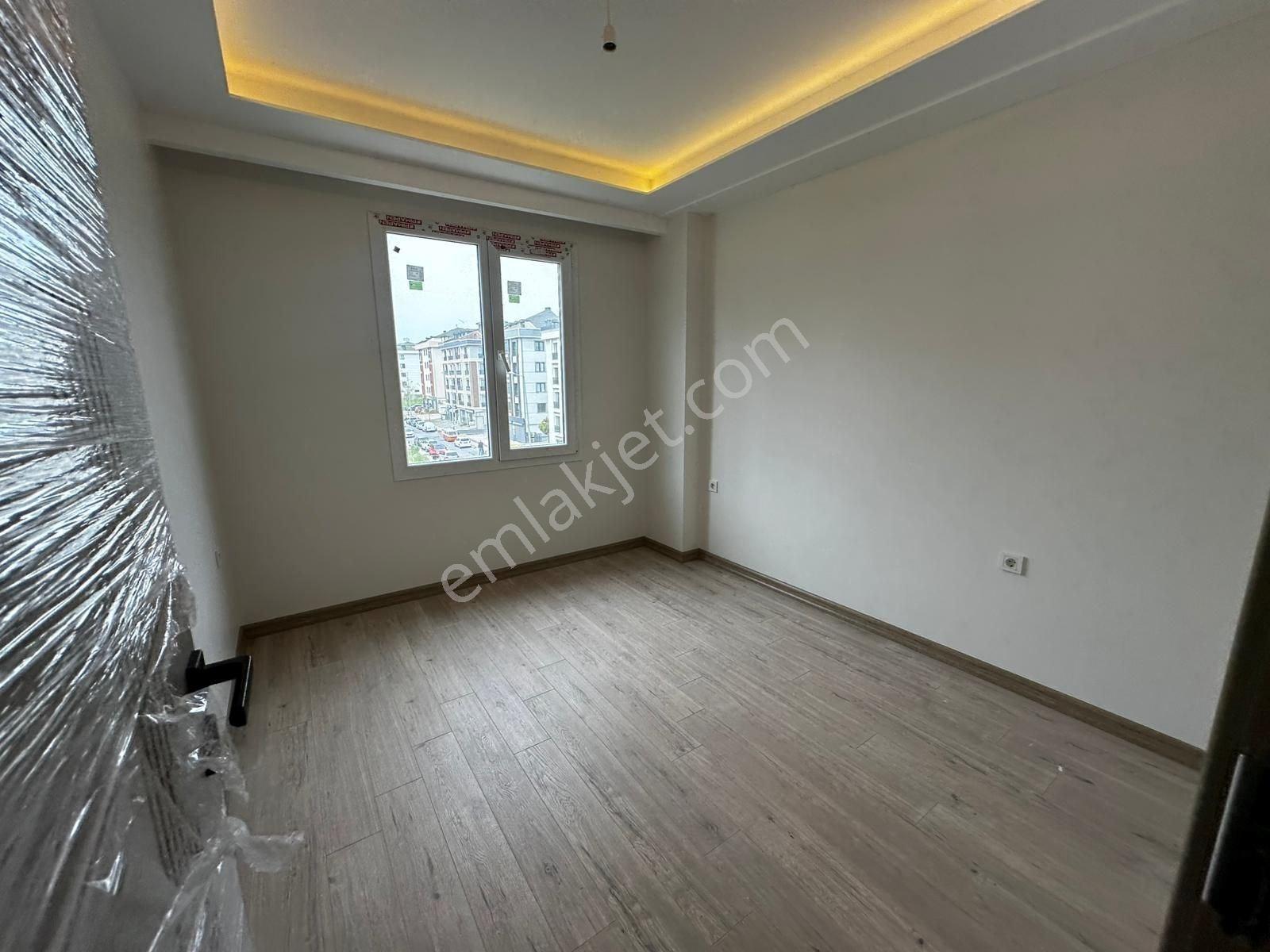 Beylikdüzü Kavaklıda Satılık 1+1 70 M2 Daire Demir Countrye Yürüme Mesafesinde - Görsel 15